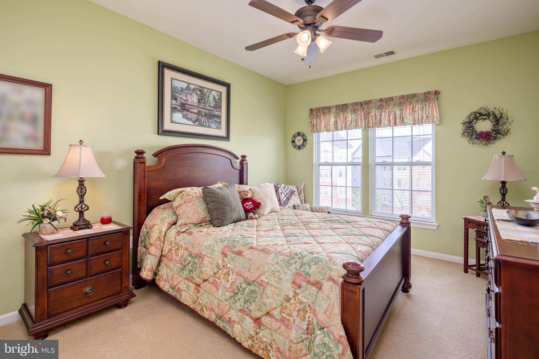 HEARTHSTONE AT VILLAGE CREST CONDOMINIUMS - Residential