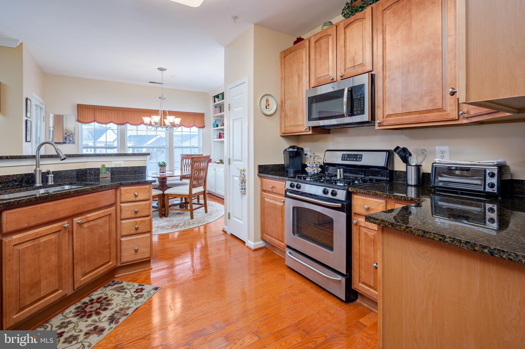HEARTHSTONE AT VILLAGE CREST CONDOMINIUMS - Residential
