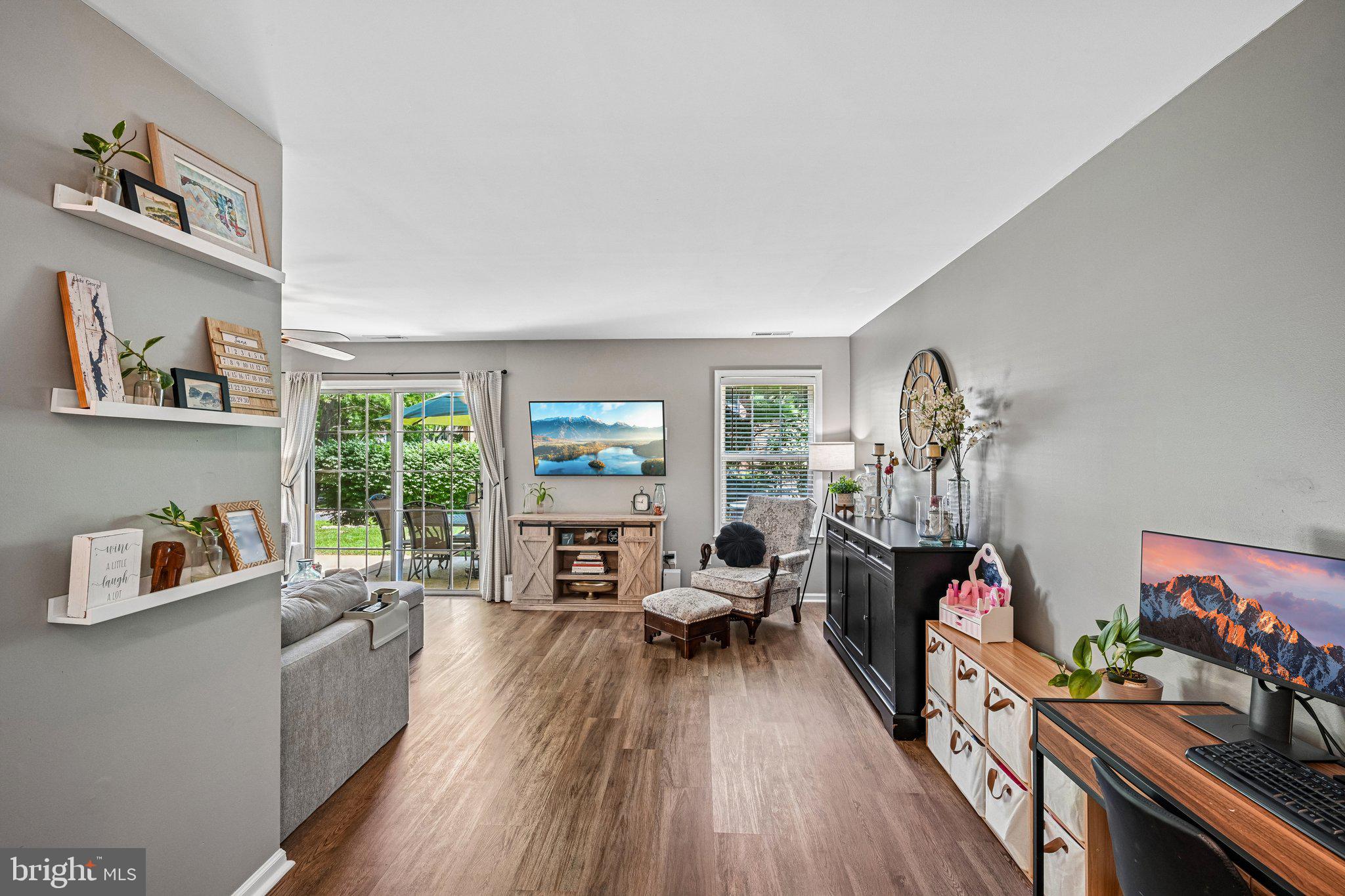 CHARING CROSS - Residential