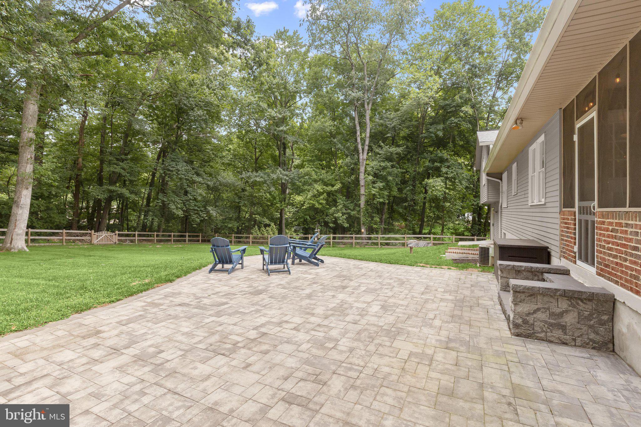 CARROLL ESTATES - Residential