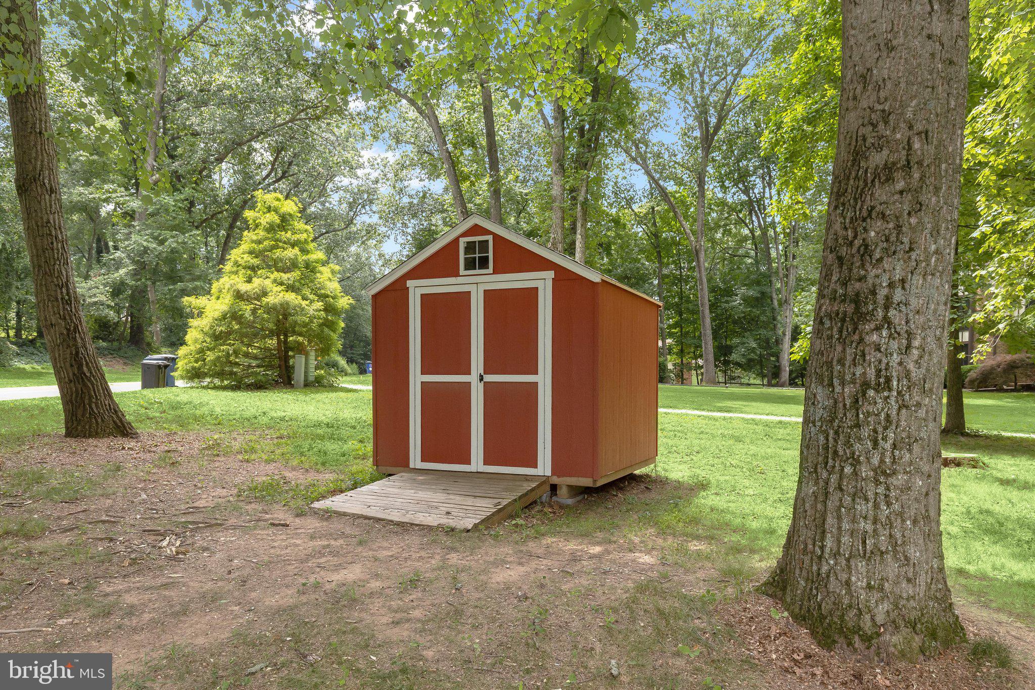 CARROLL ESTATES - Residential