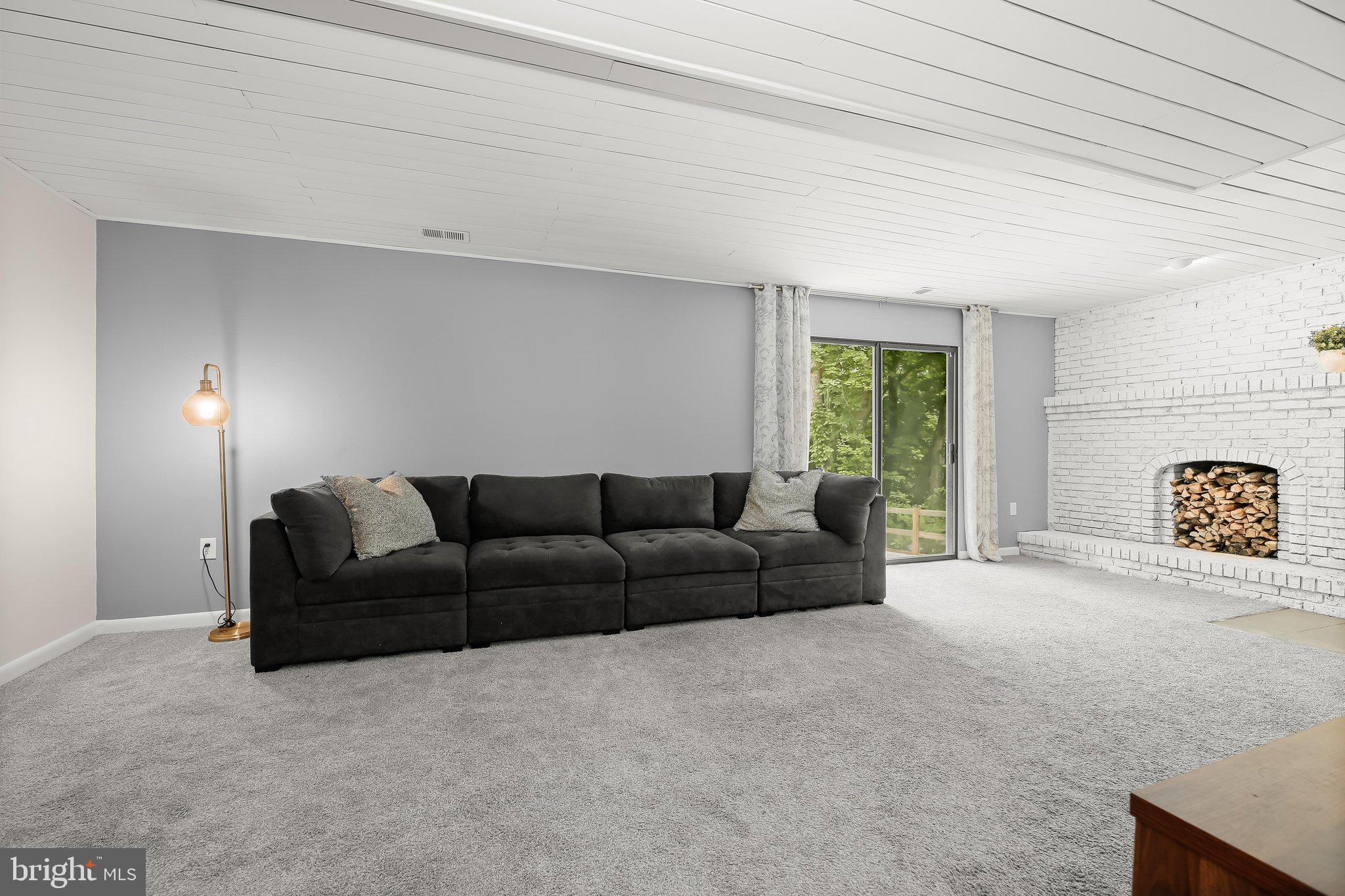 CARROLL ESTATES - Residential