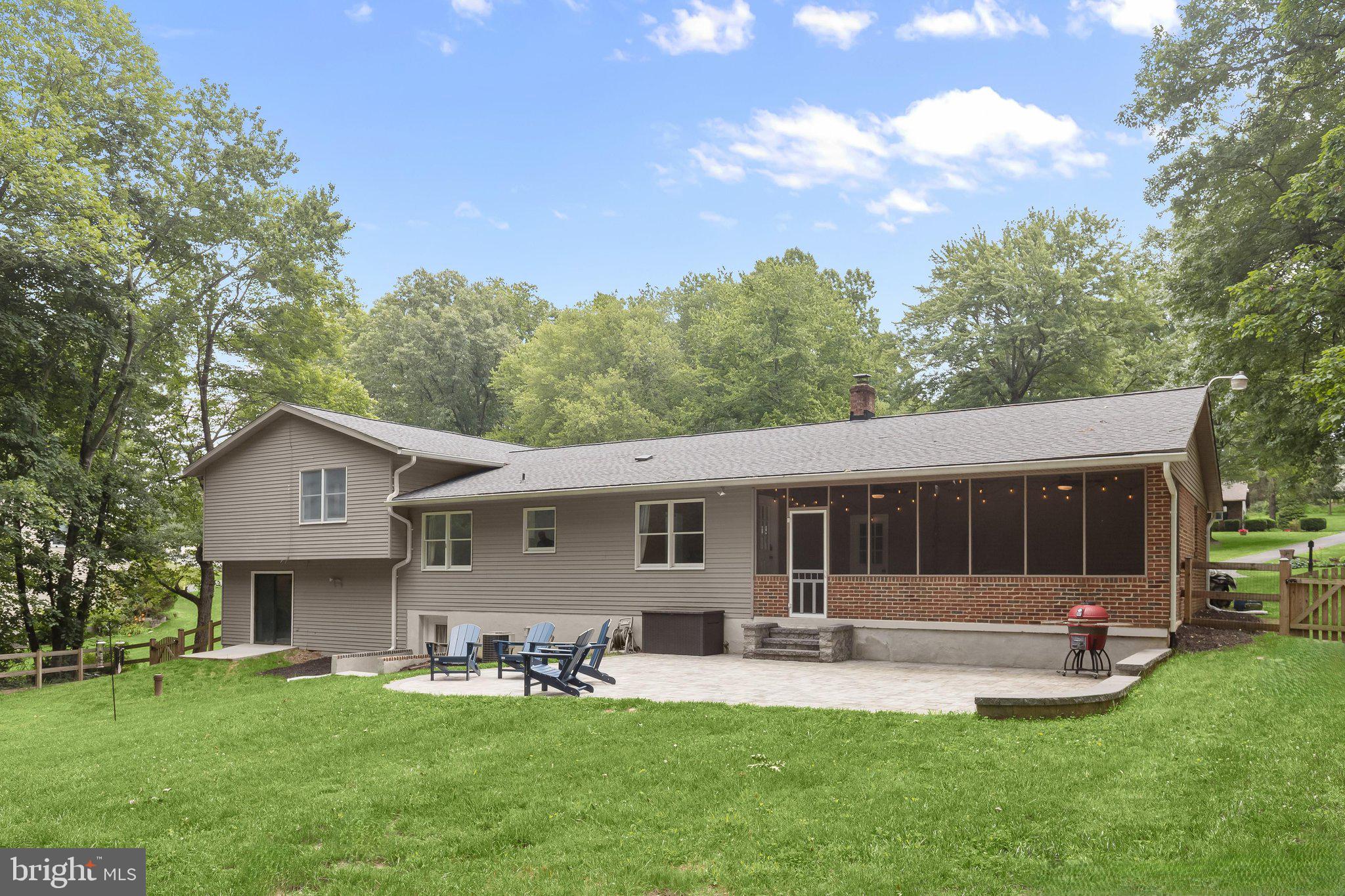 CARROLL ESTATES - Residential