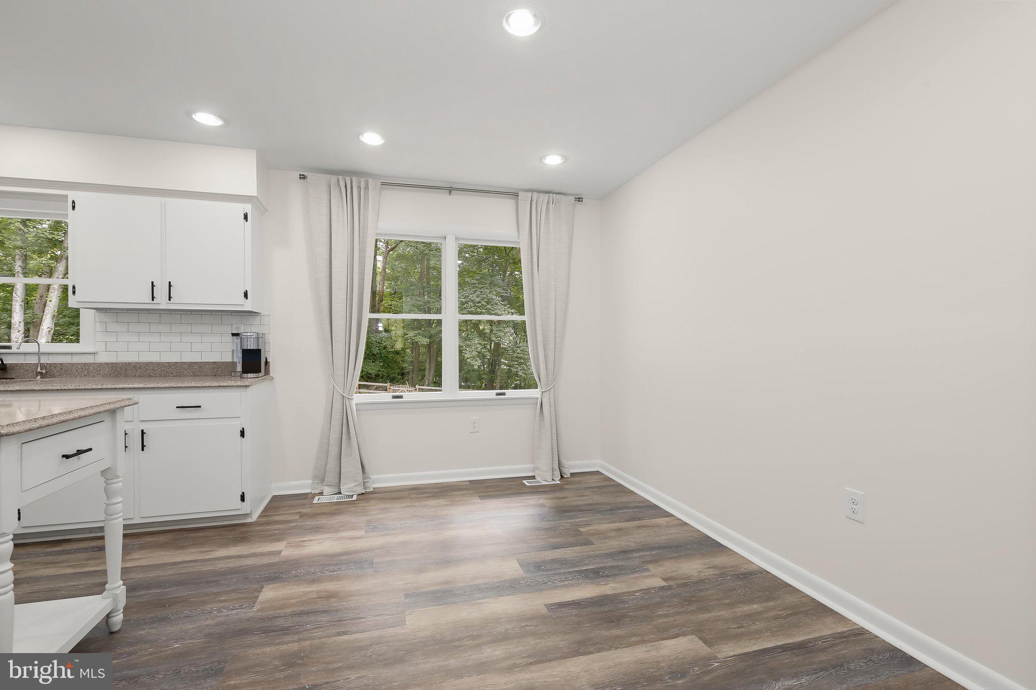 CARROLL ESTATES - Residential