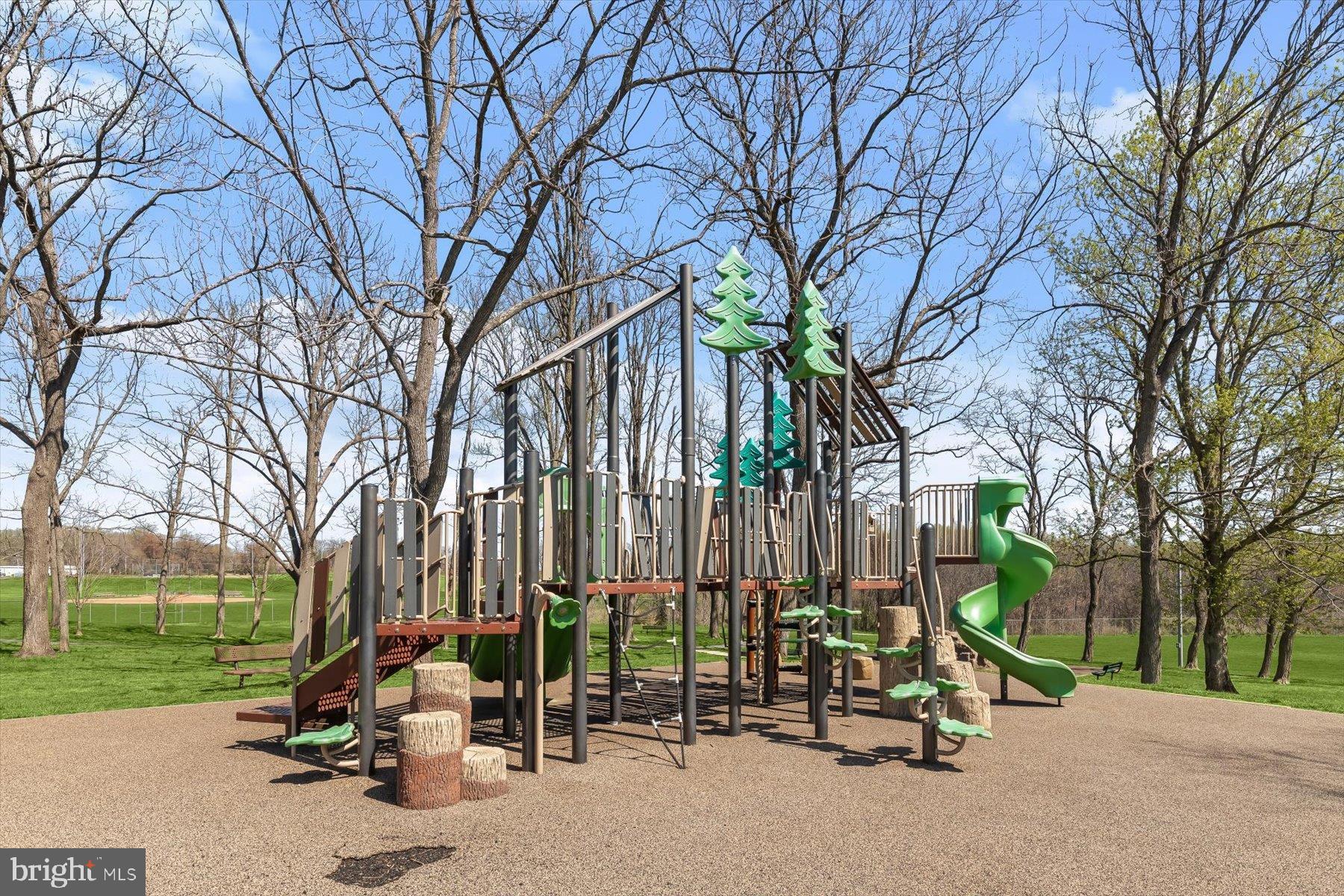 CARROLL ESTATES - Residential