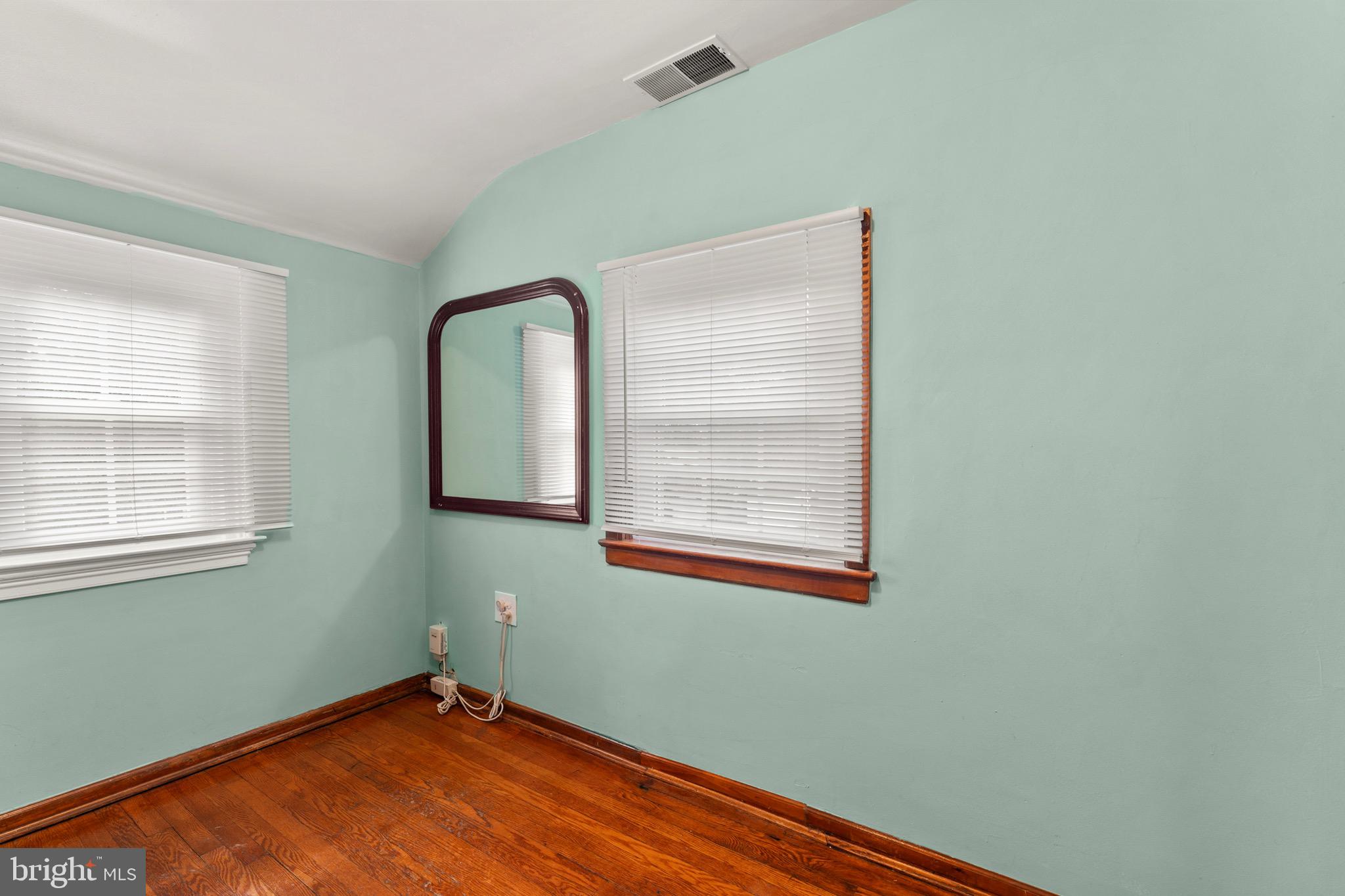 QUEENS CHAPEL MANOR - Residential