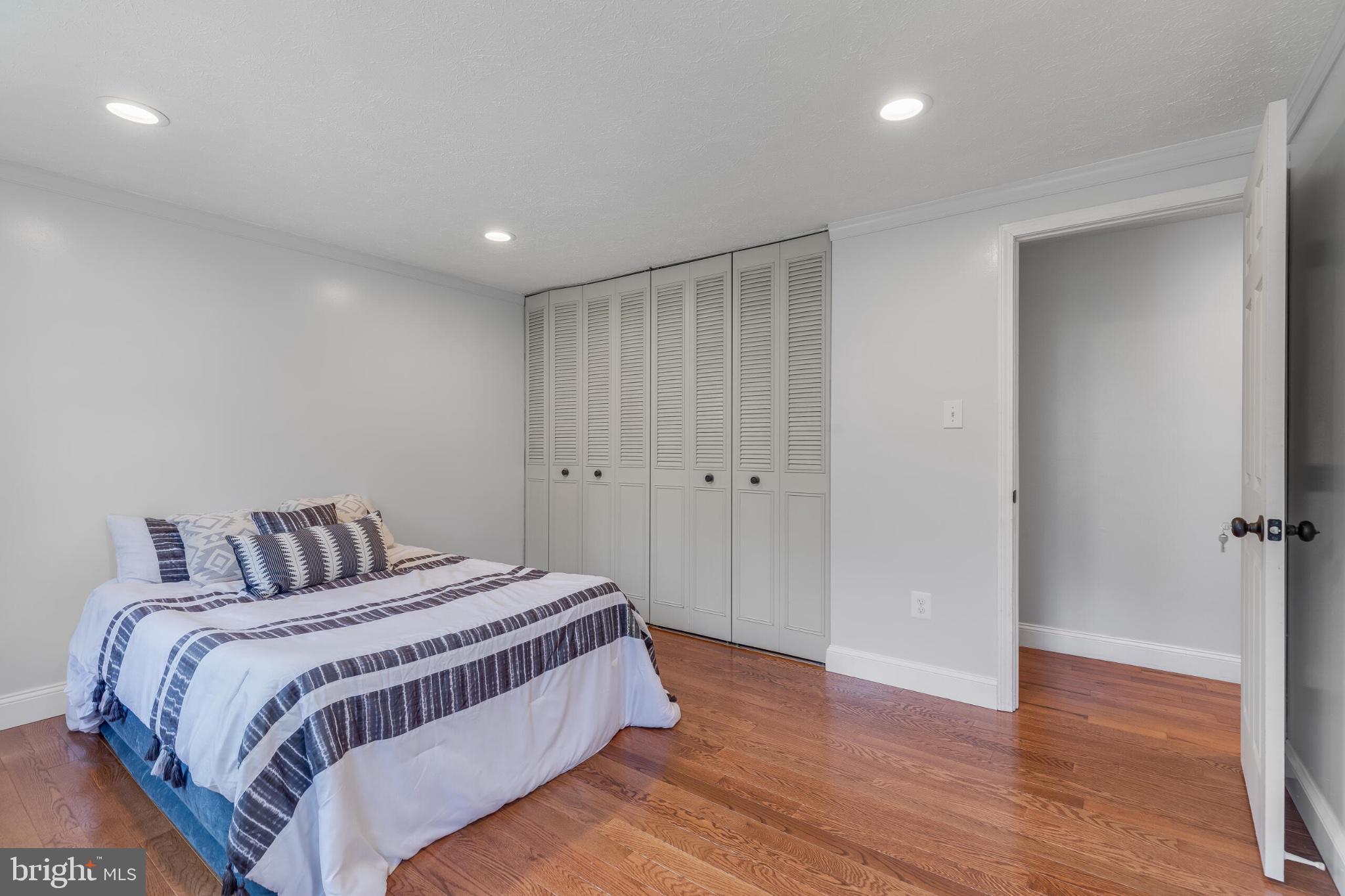 KINGSTREAM - Residential