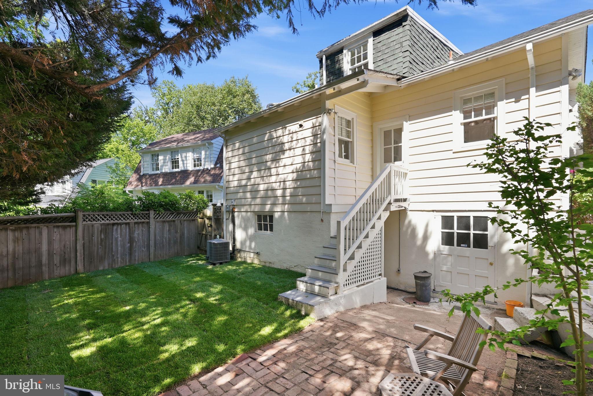CHEVY CHASE - Residential
