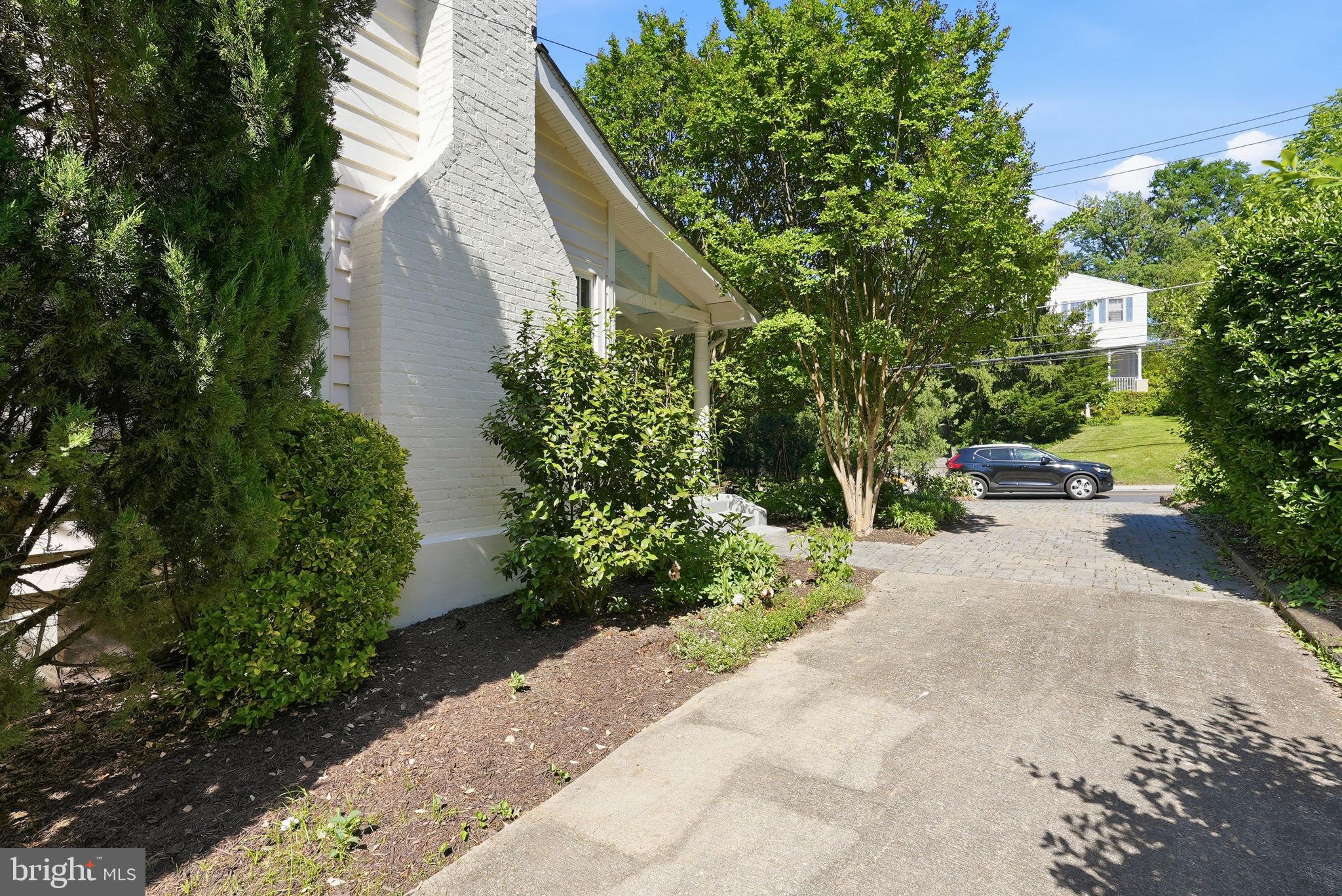 CHEVY CHASE - Residential