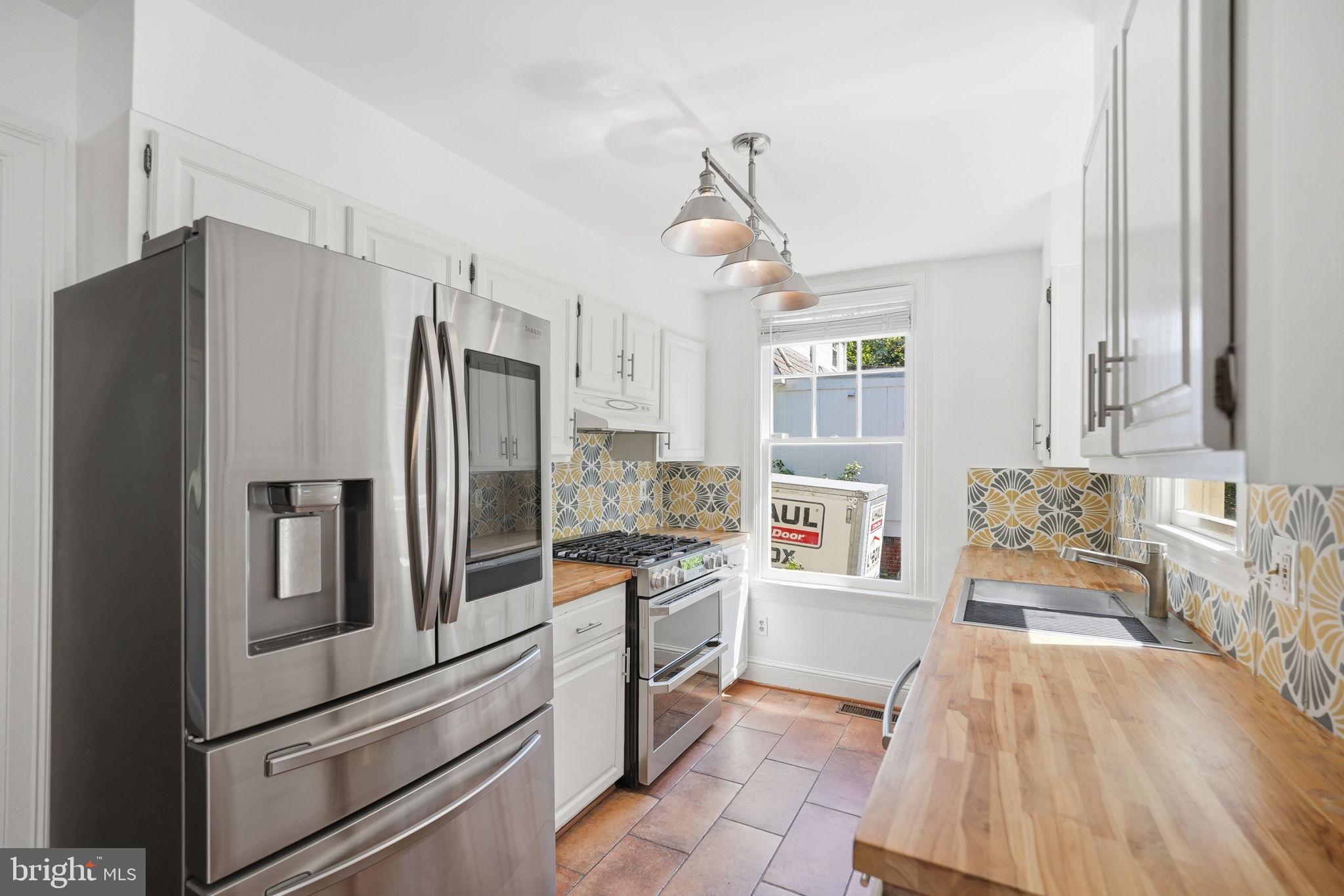 CHEVY CHASE - Residential