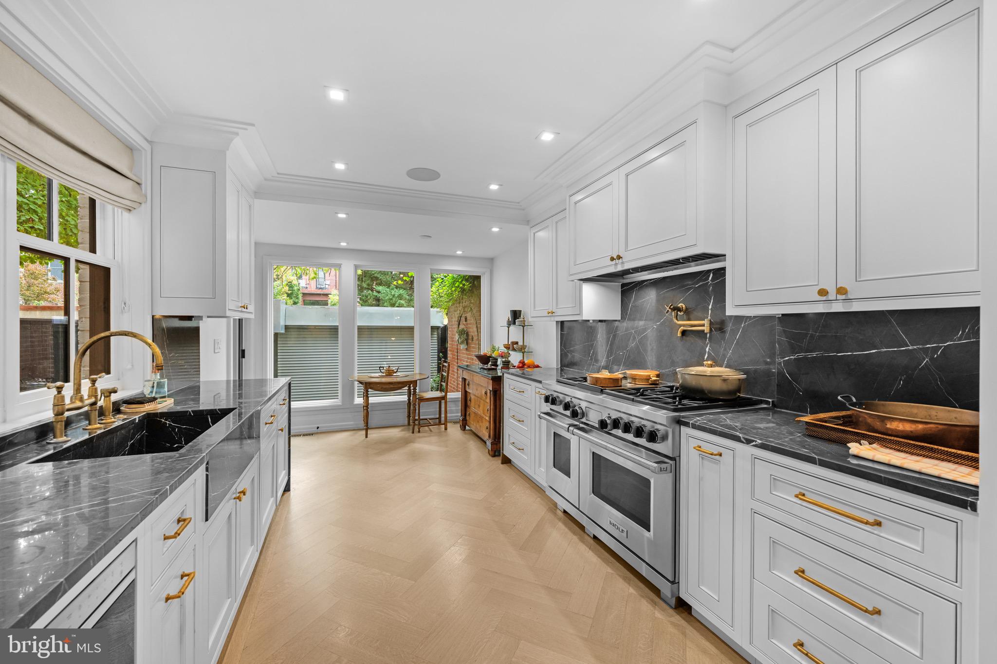 DUPONT CIRCLE - Residential
