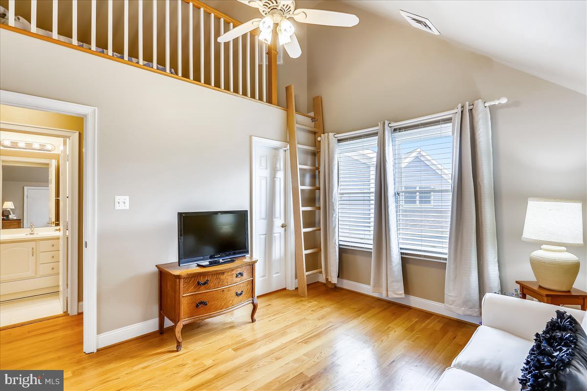 HARMONY HALL - Residential
