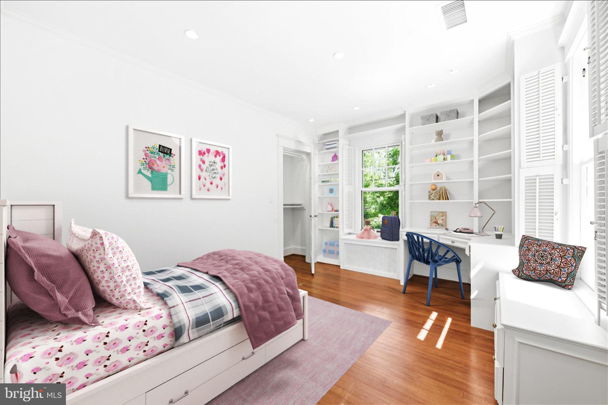 CHEVY CHASE - Residential