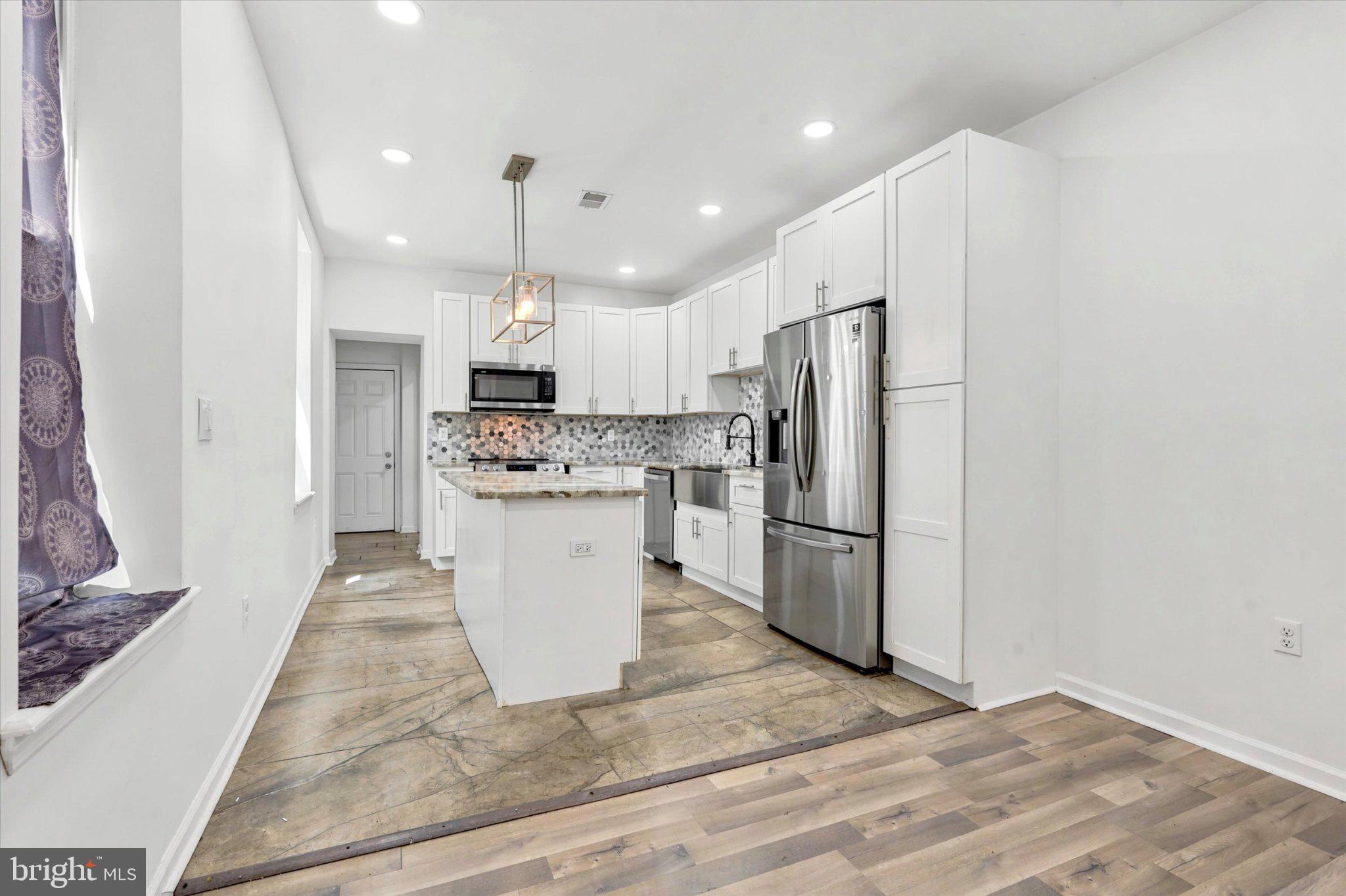 PHILADELPHIA (NORTHWEST) - Residential