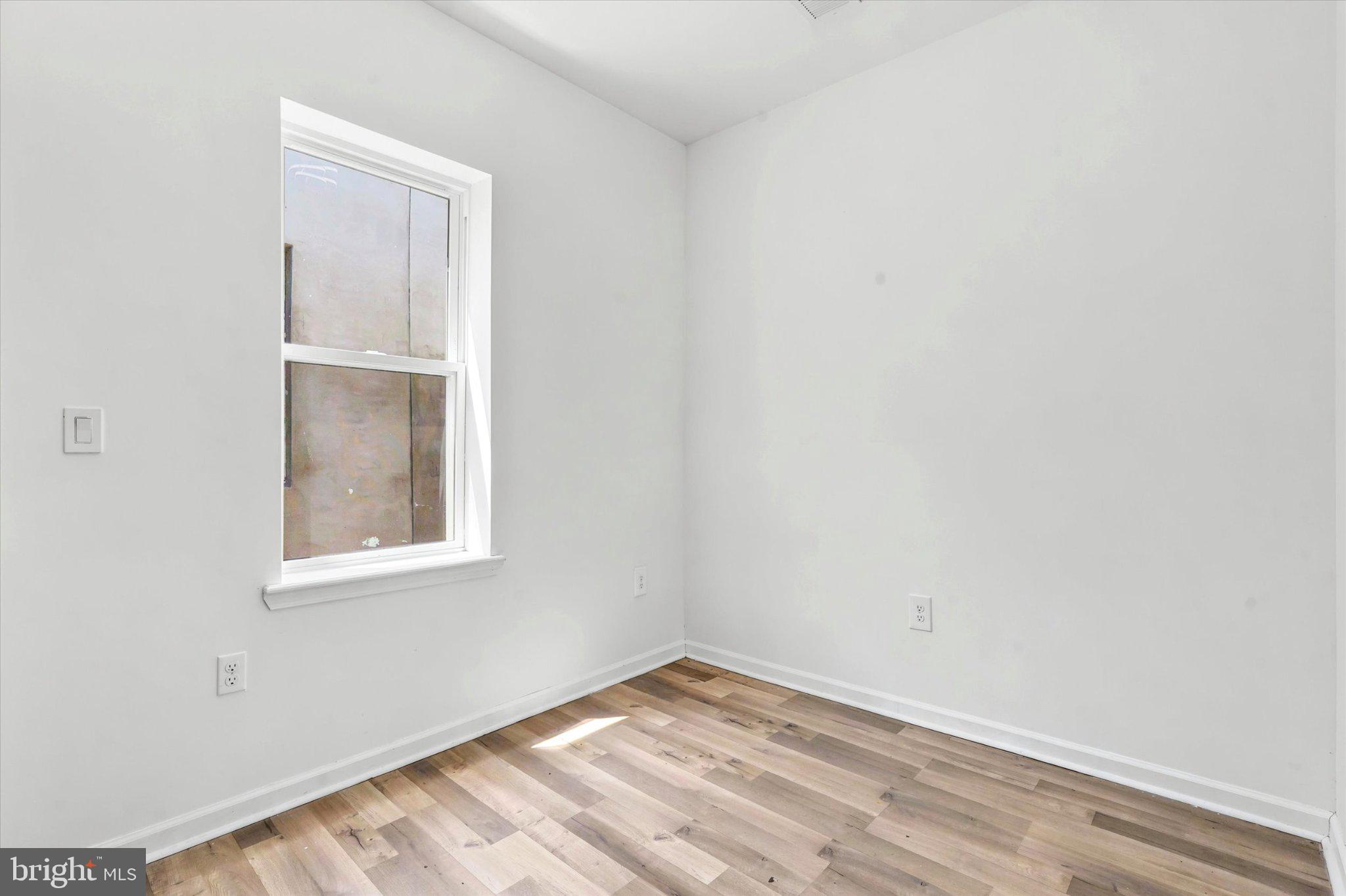 PHILADELPHIA (NORTHWEST) - Residential