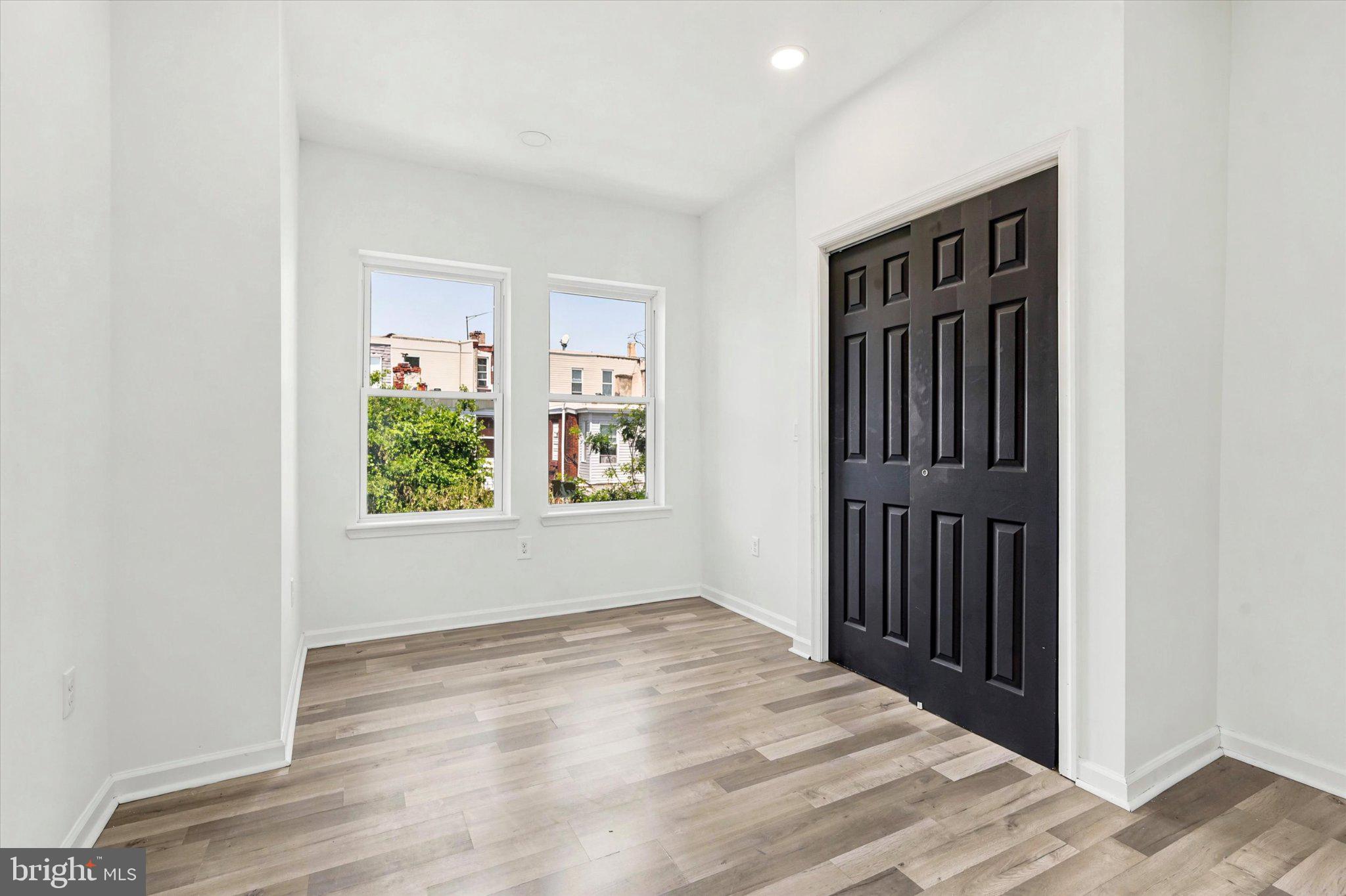 PHILADELPHIA (NORTHWEST) - Residential