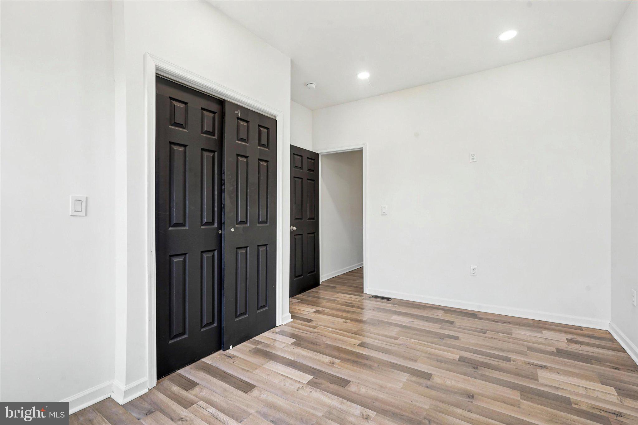 PHILADELPHIA (NORTHWEST) - Residential