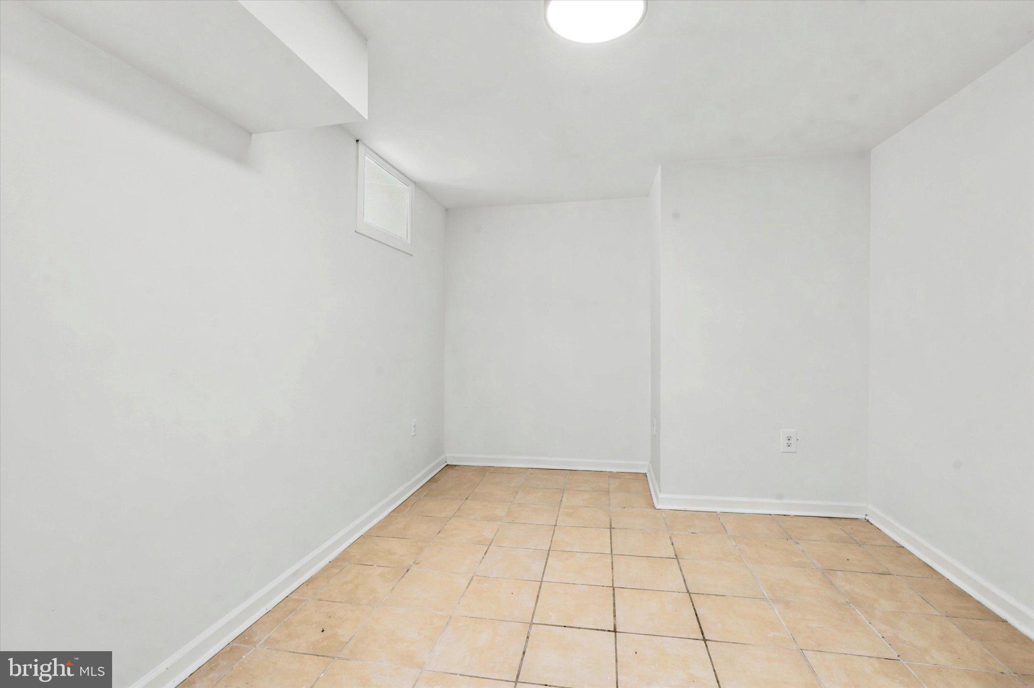 PHILADELPHIA (NORTHWEST) - Residential
