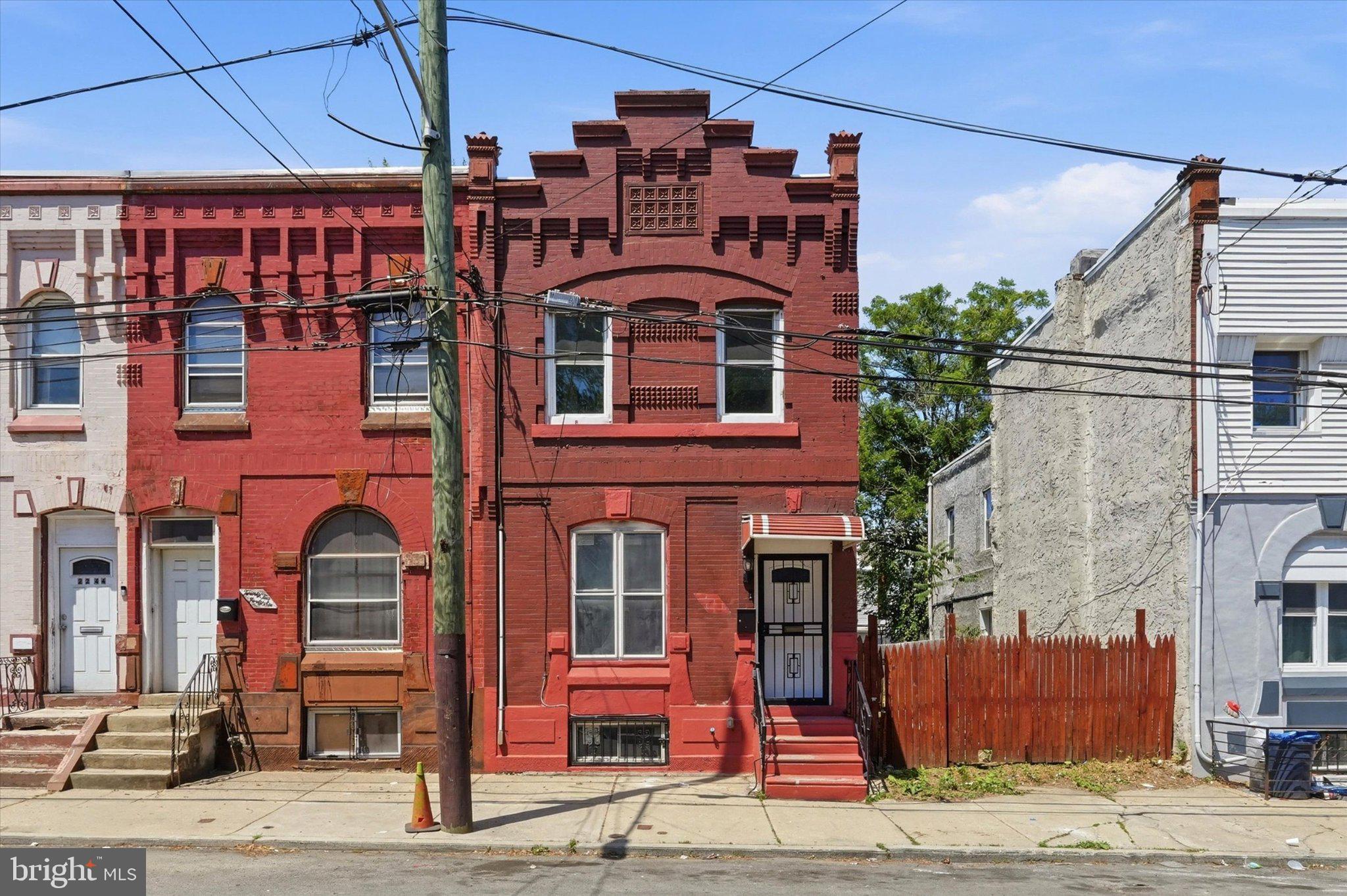 PHILADELPHIA (NORTHWEST) - Residential