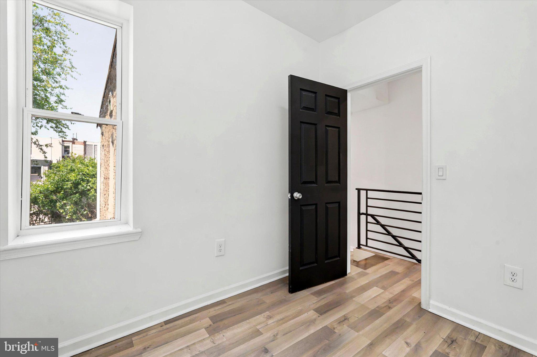 PHILADELPHIA (NORTHWEST) - Residential