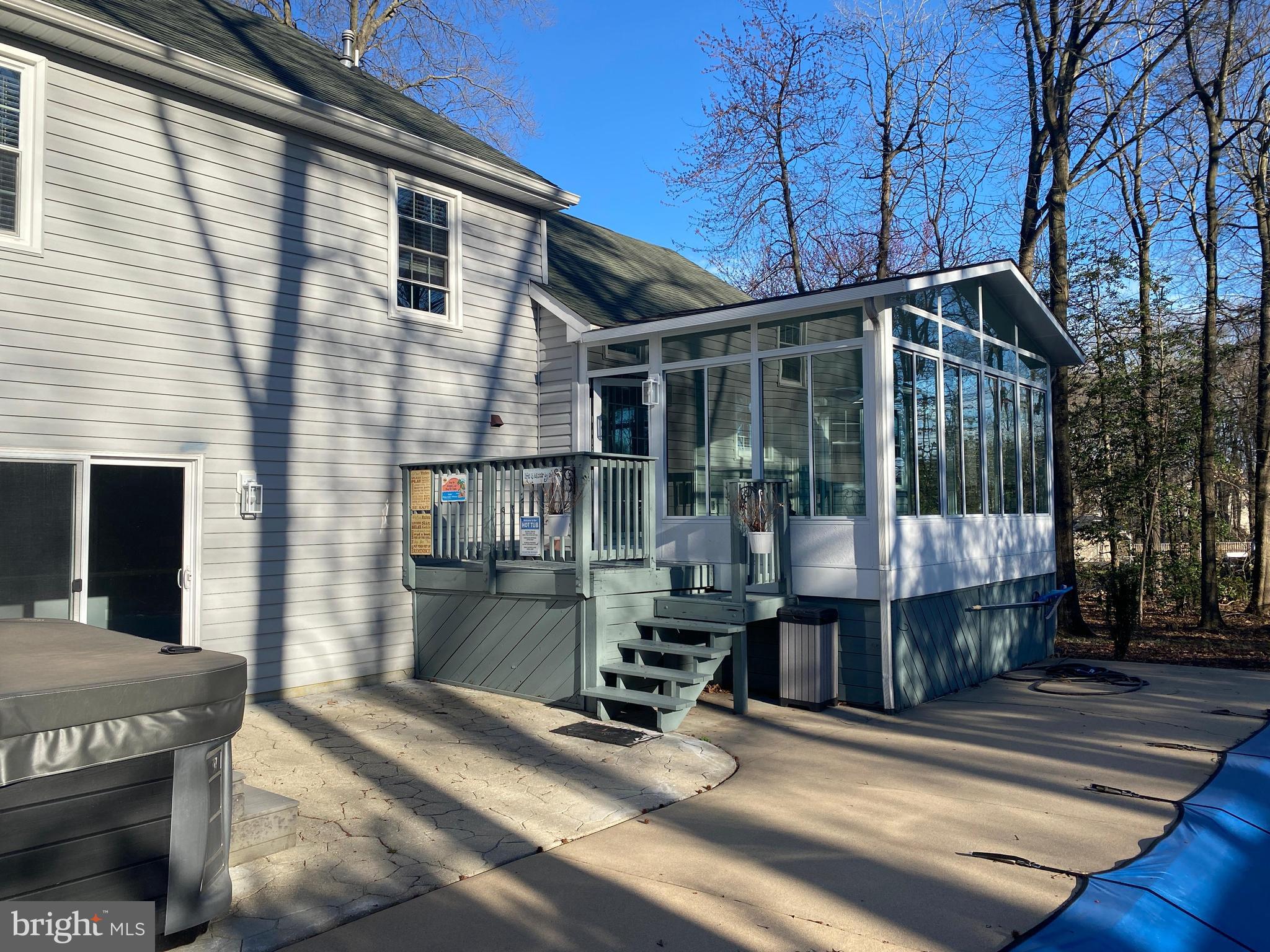 KINGSWOOD - Residential Lease