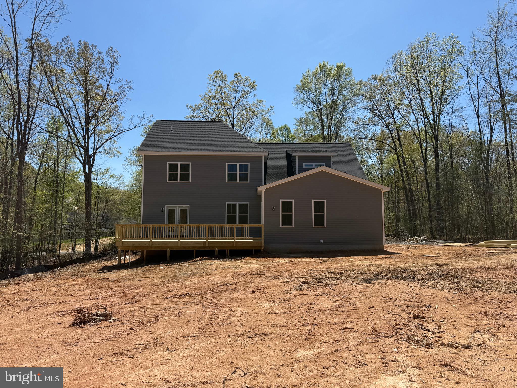 NOAH'S LANDING - Residential