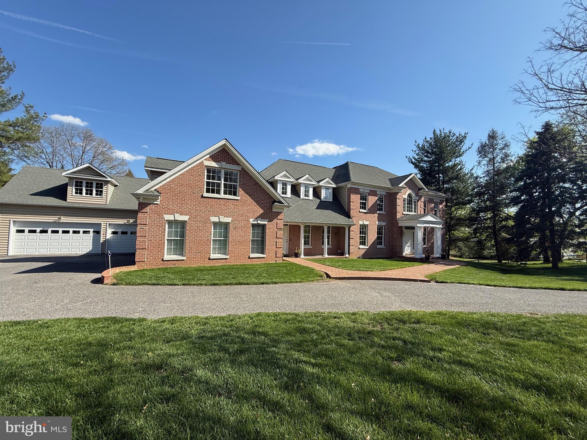 SUMMER HILL - Residential