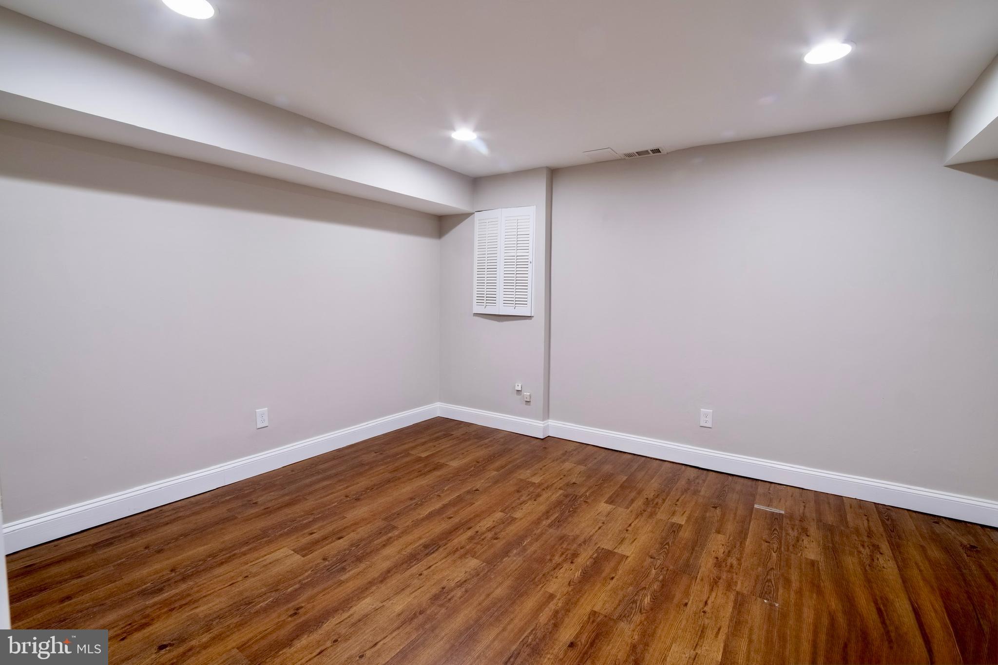 BUTCHERS HILL - Residential