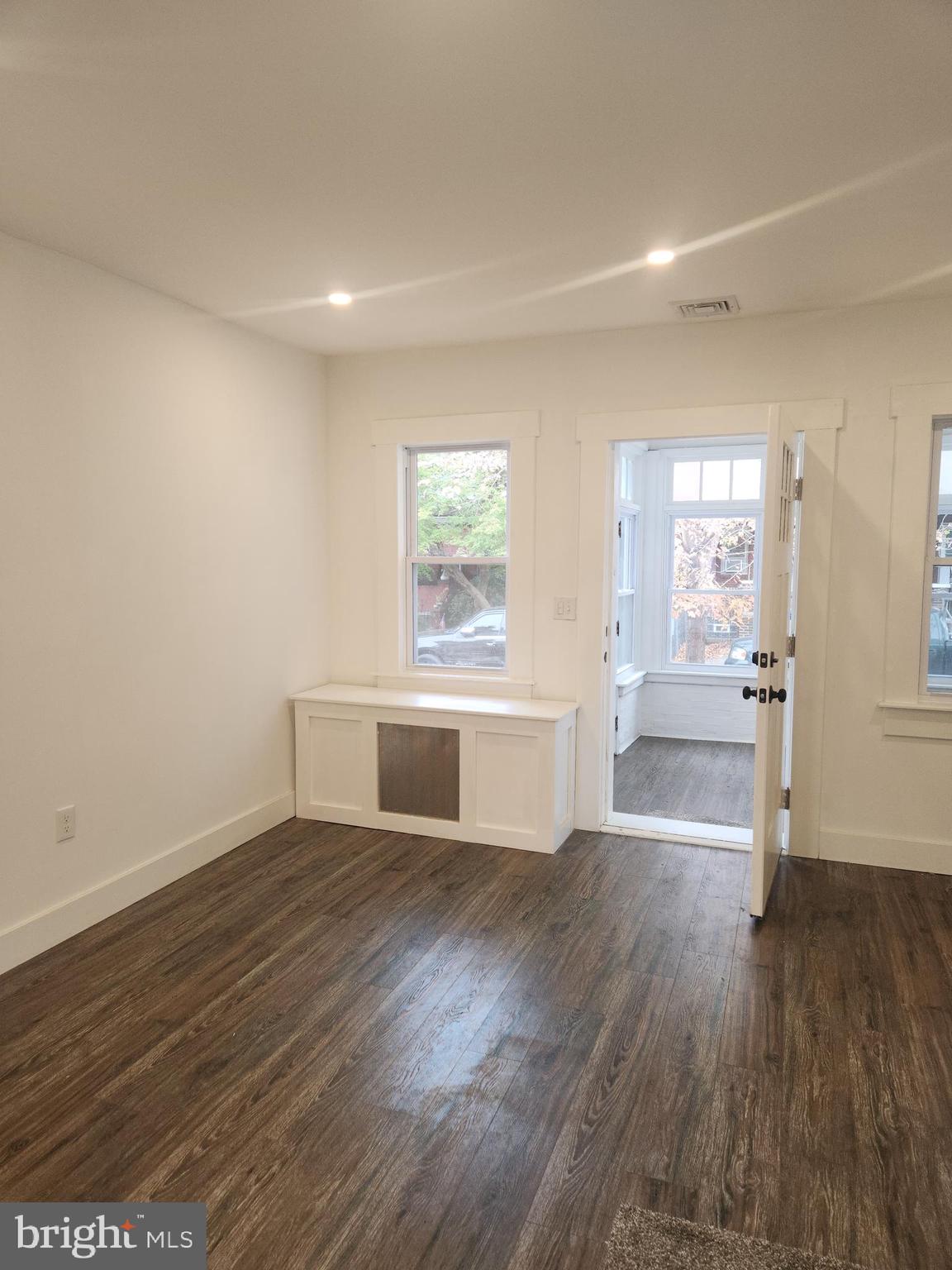 OLNEY - Residential