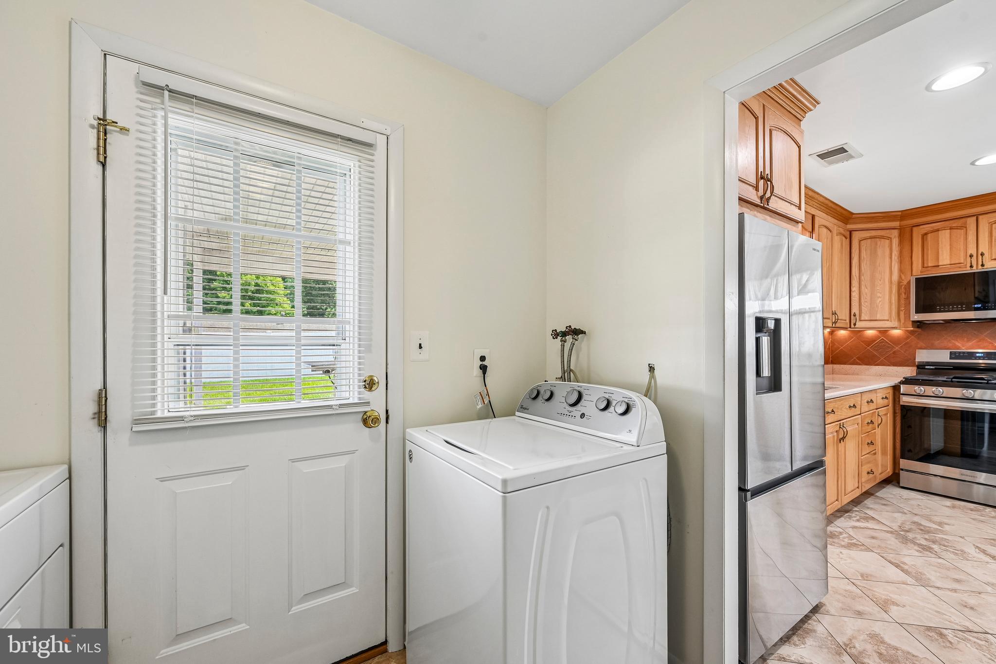 EDGE MEAD - Residential