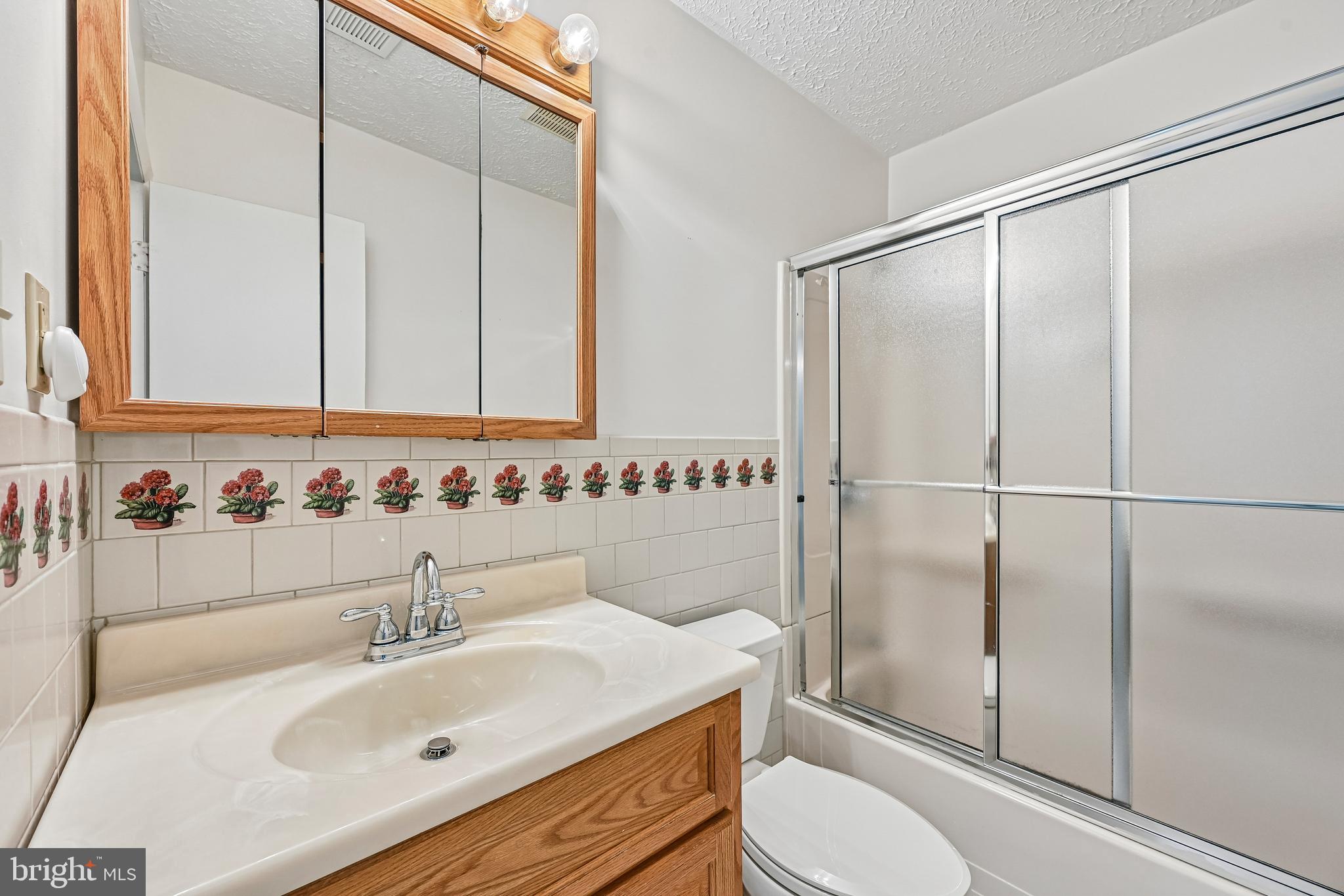 EDGE MEAD - Residential