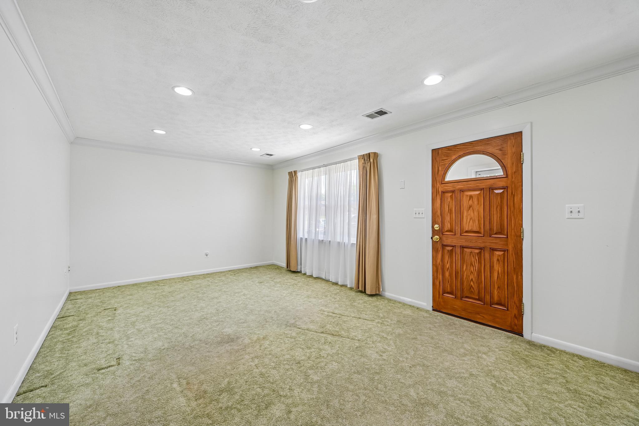 EDGE MEAD - Residential