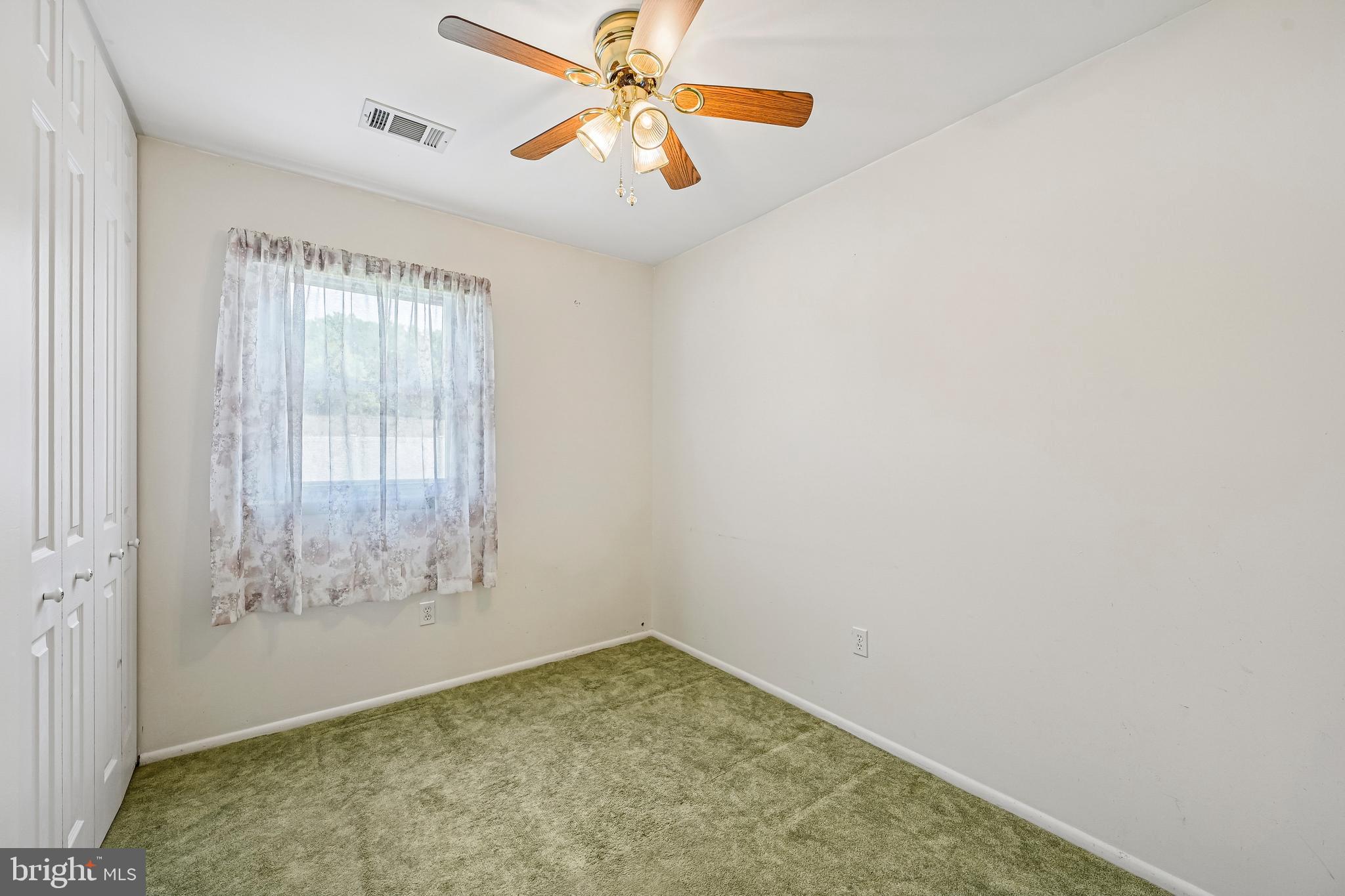 EDGE MEAD - Residential
