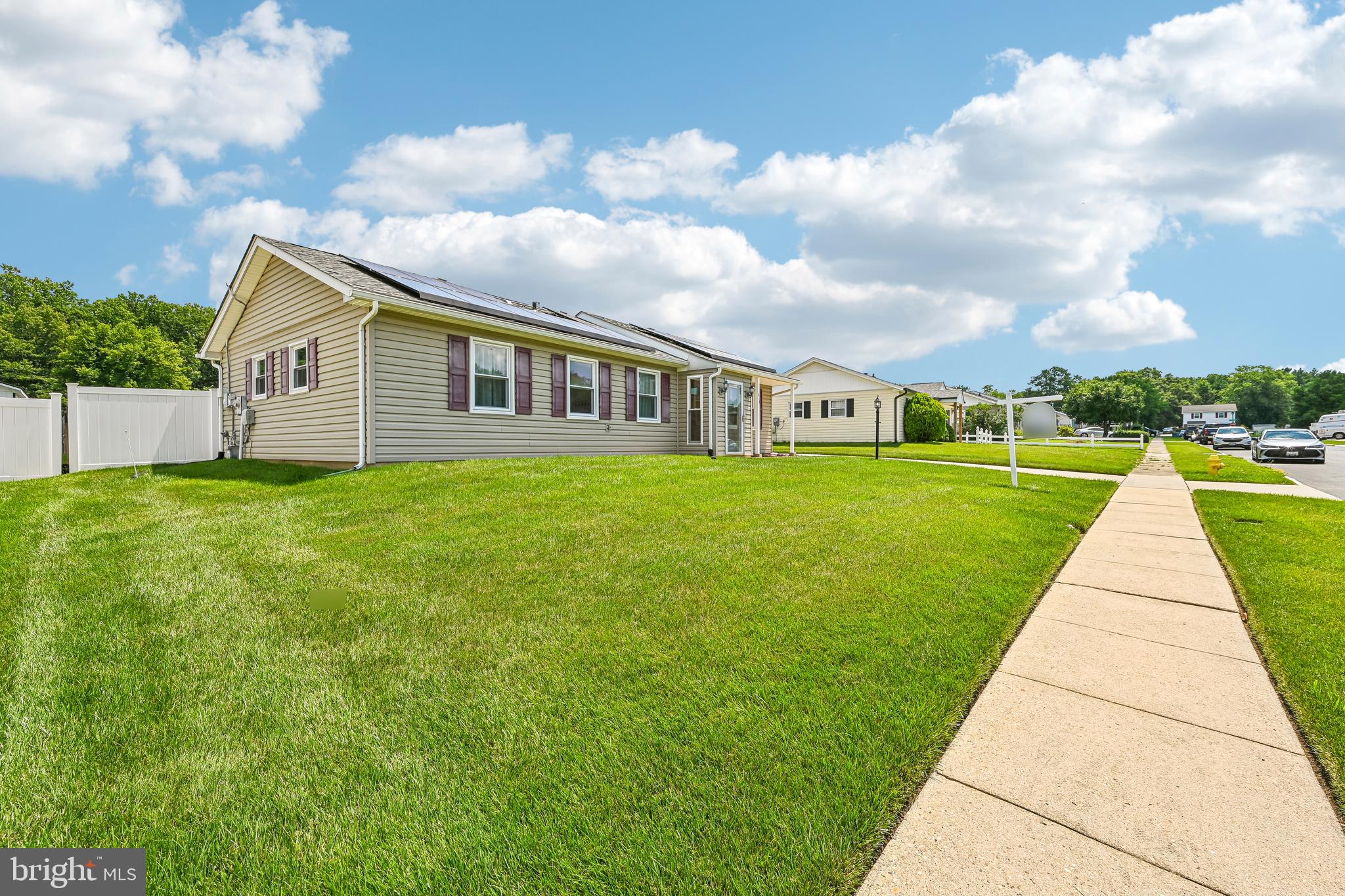 EDGE MEAD - Residential