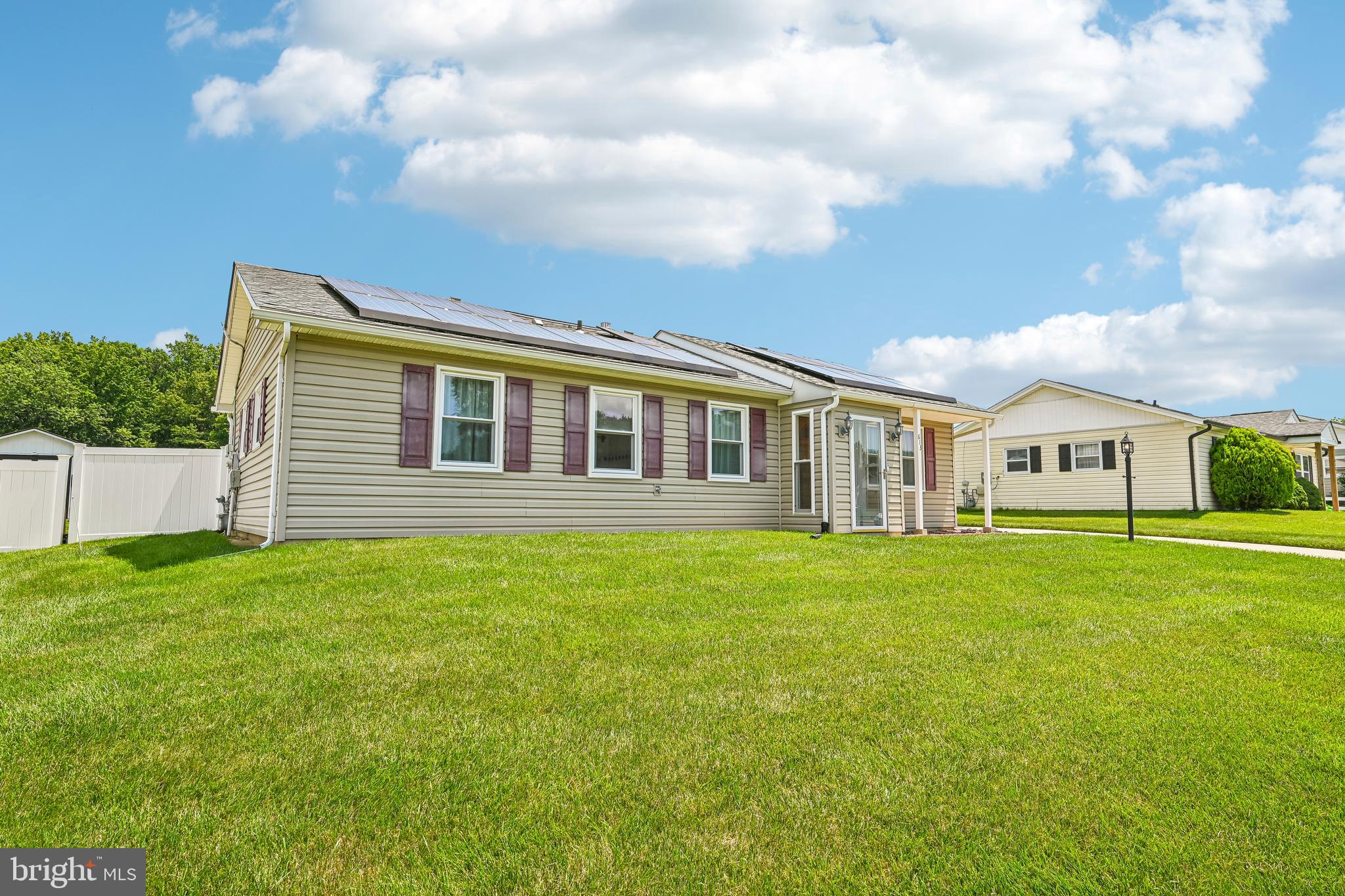 EDGE MEAD - Residential