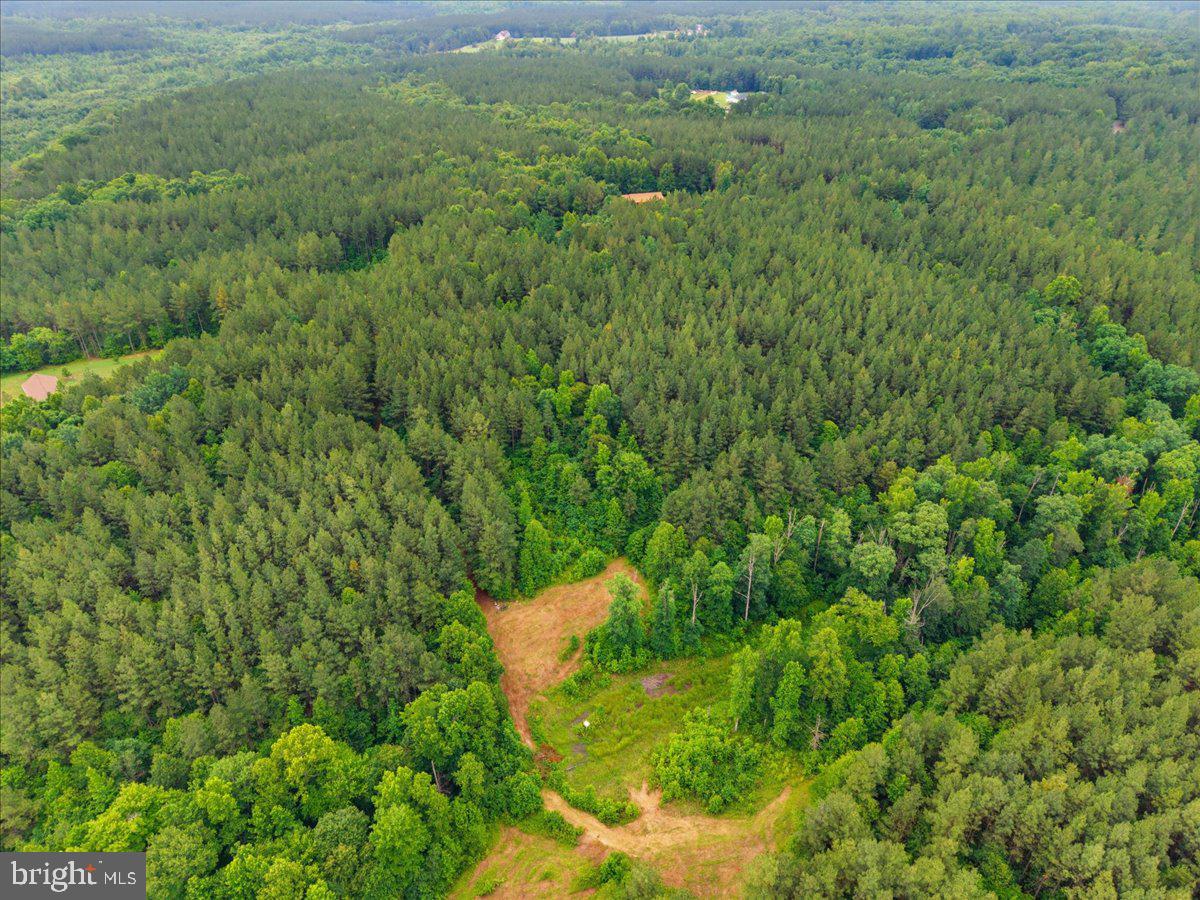 FISCHER TRACT - Land