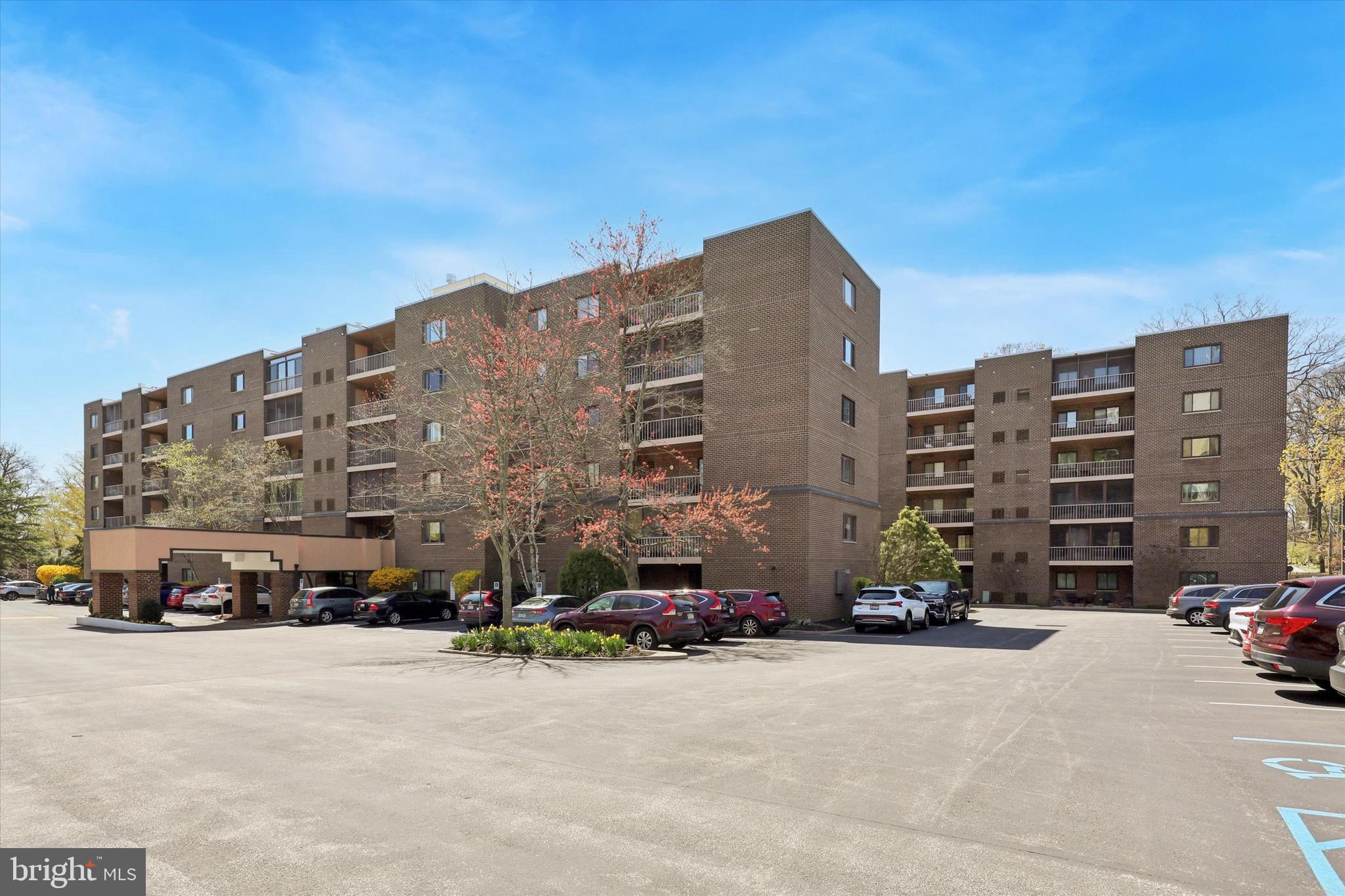 WYNNEWOOD - Residential