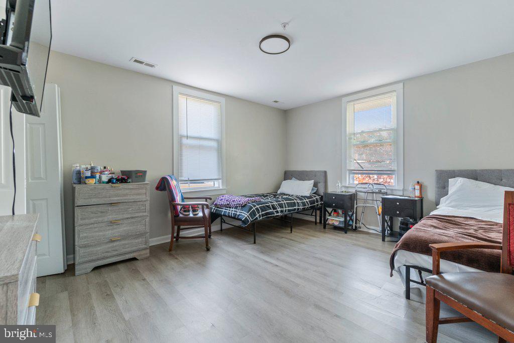 HAMILTON - Residential