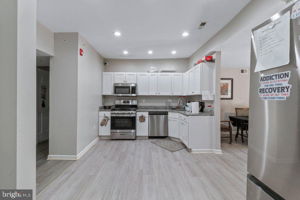HAMILTON - Residential