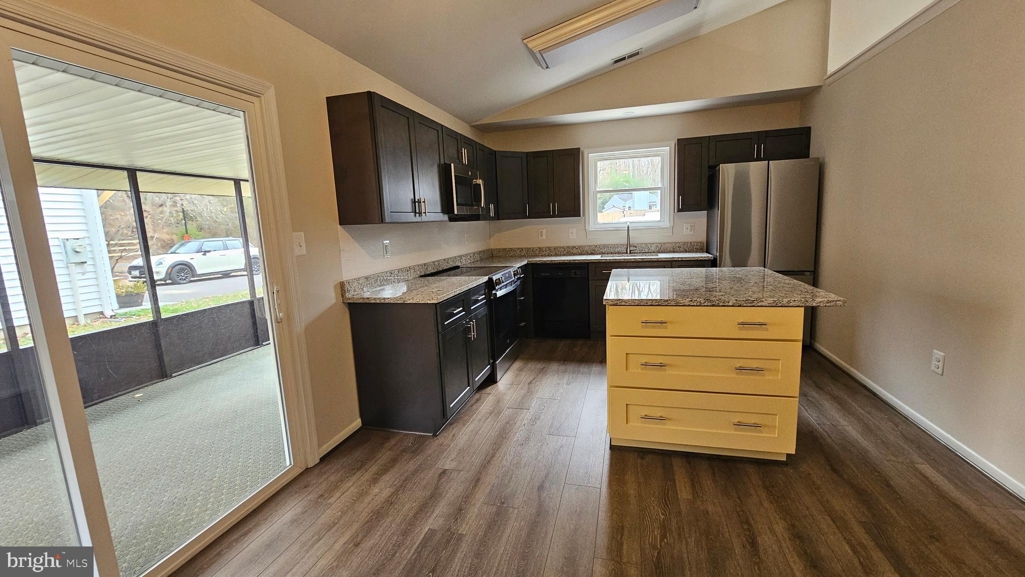 ROSE HAVEN - Residential