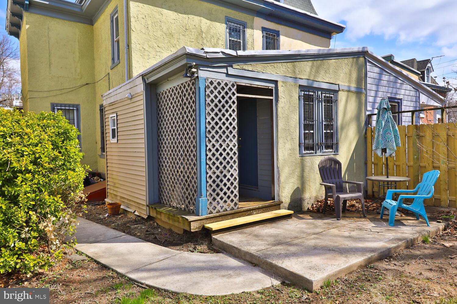 GERMANTOWN (WEST) - Residential