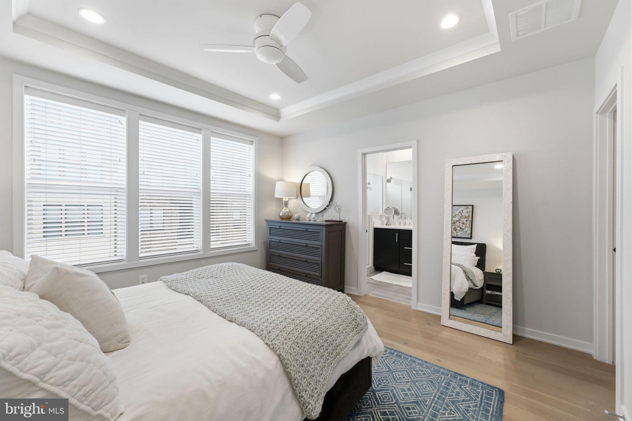 COMMONWEALTH PLACE AT WESTFIELDS - Residential