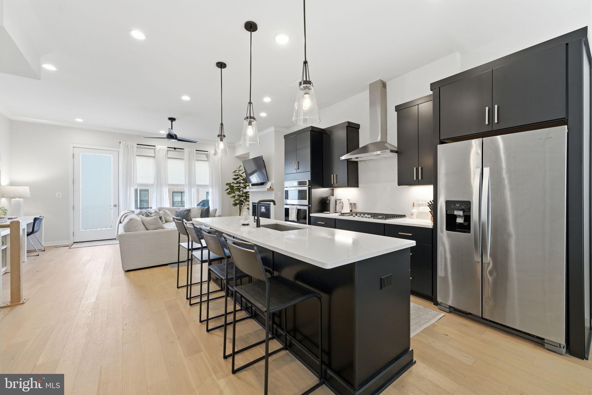 COMMONWEALTH PLACE AT WESTFIELDS - Residential