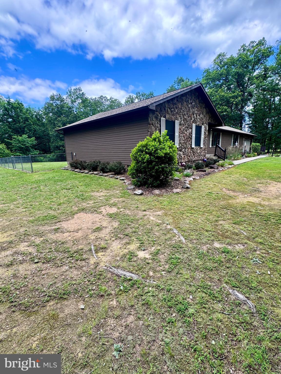 SUMMIT OAKS - Residential