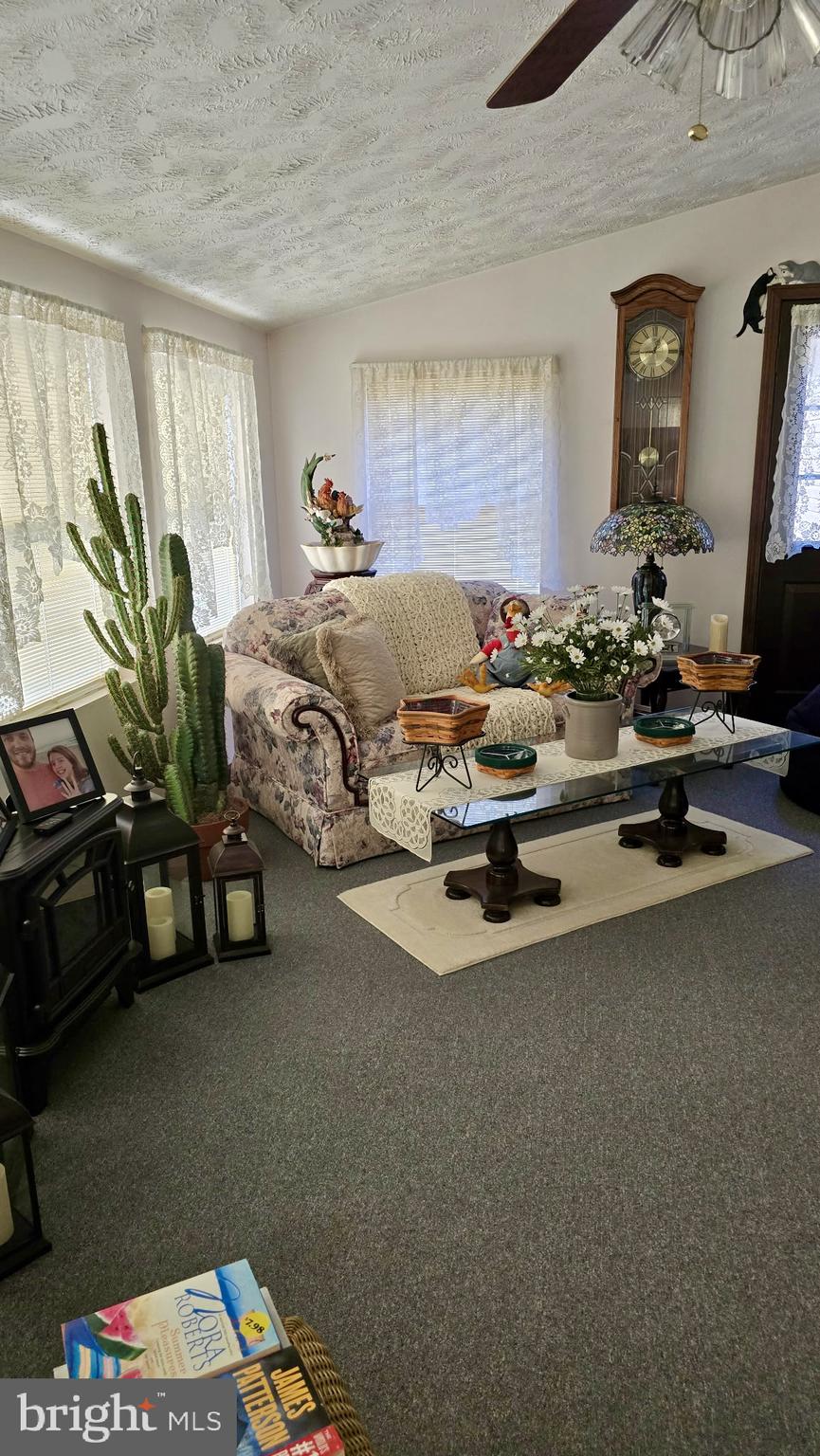 SUMMIT OAKS - Residential