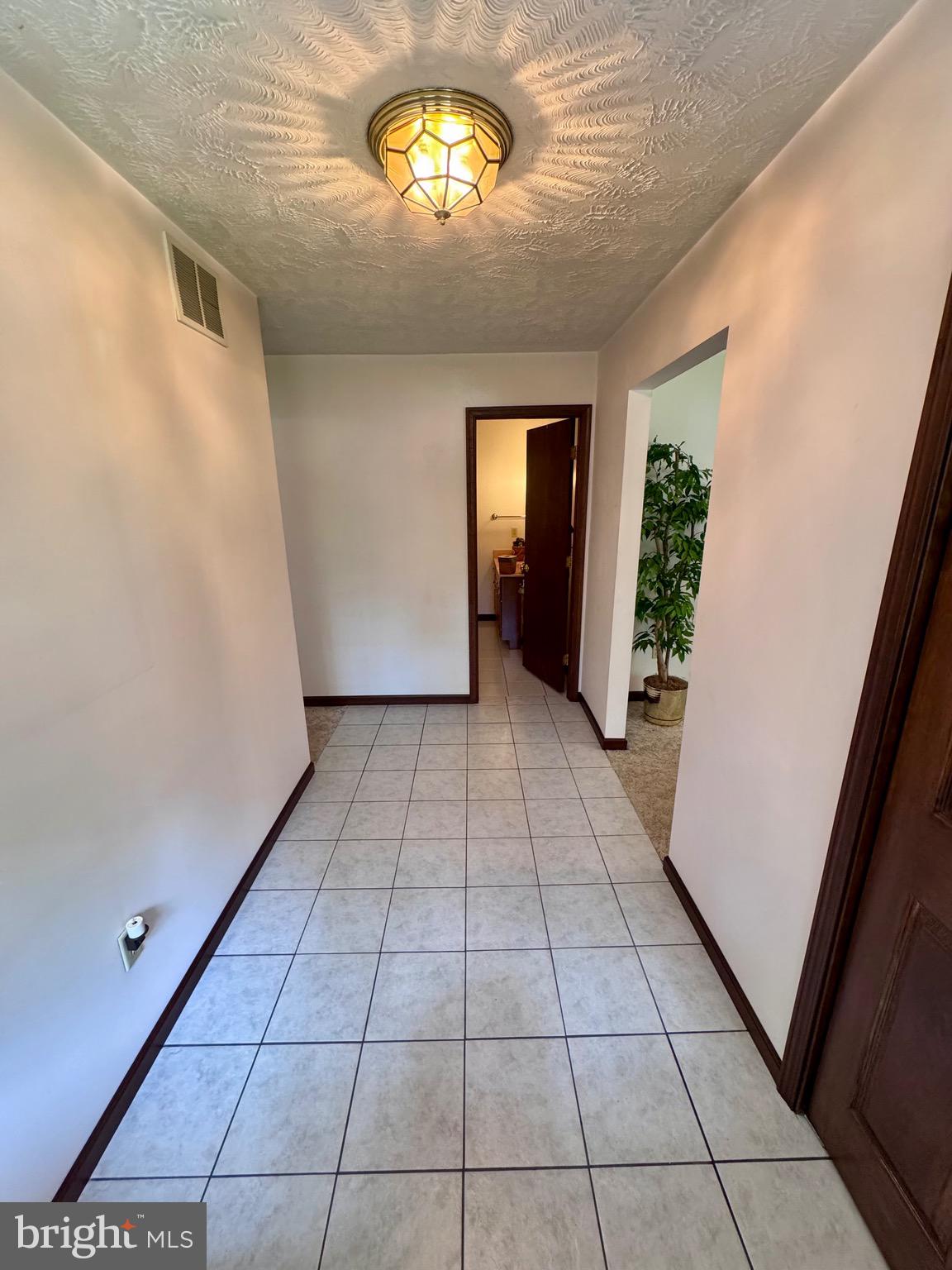 SUMMIT OAKS - Residential