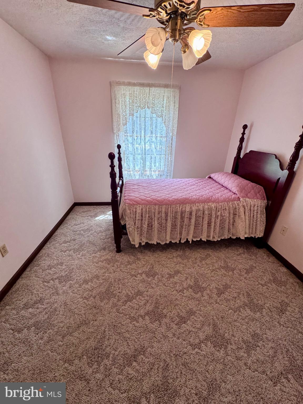 SUMMIT OAKS - Residential