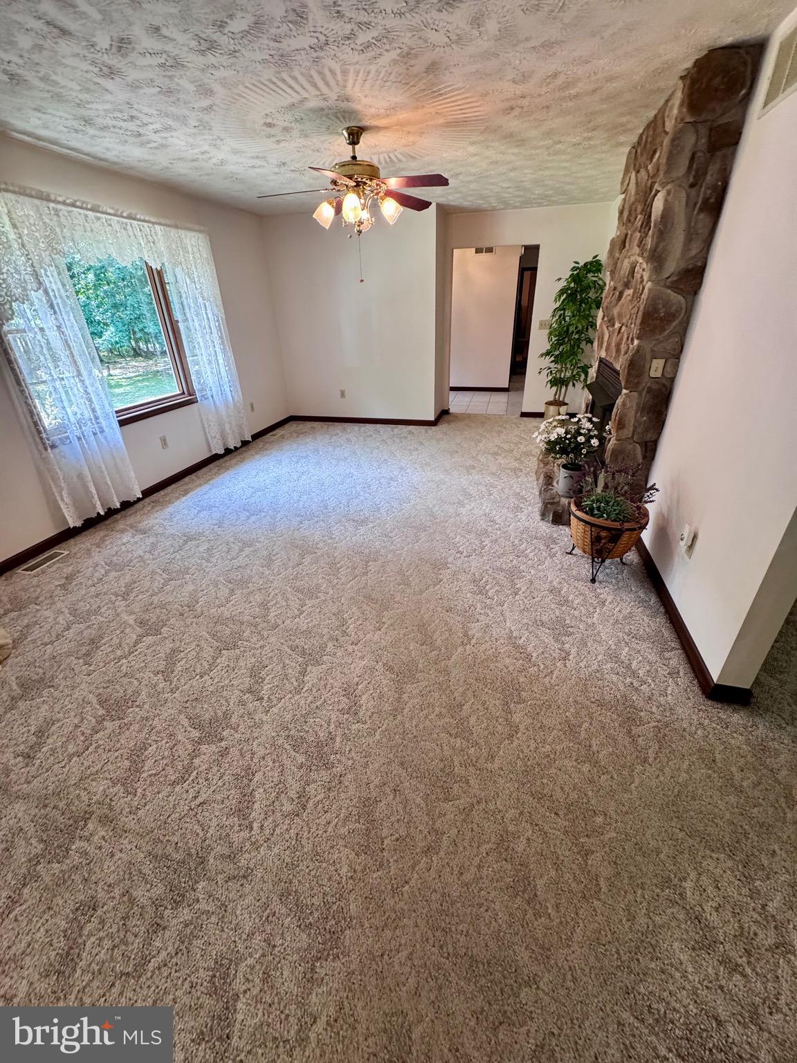 SUMMIT OAKS - Residential