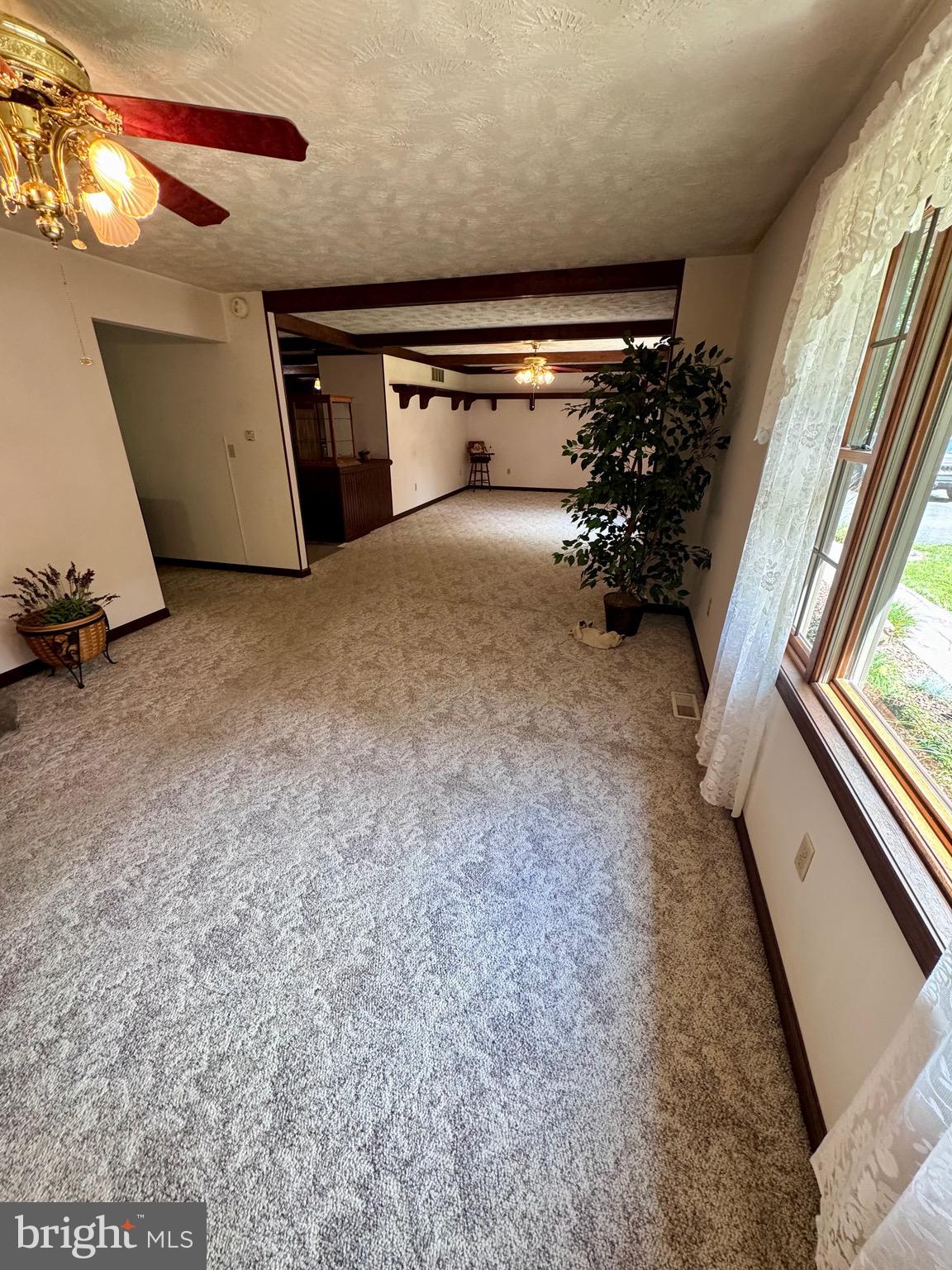 SUMMIT OAKS - Residential