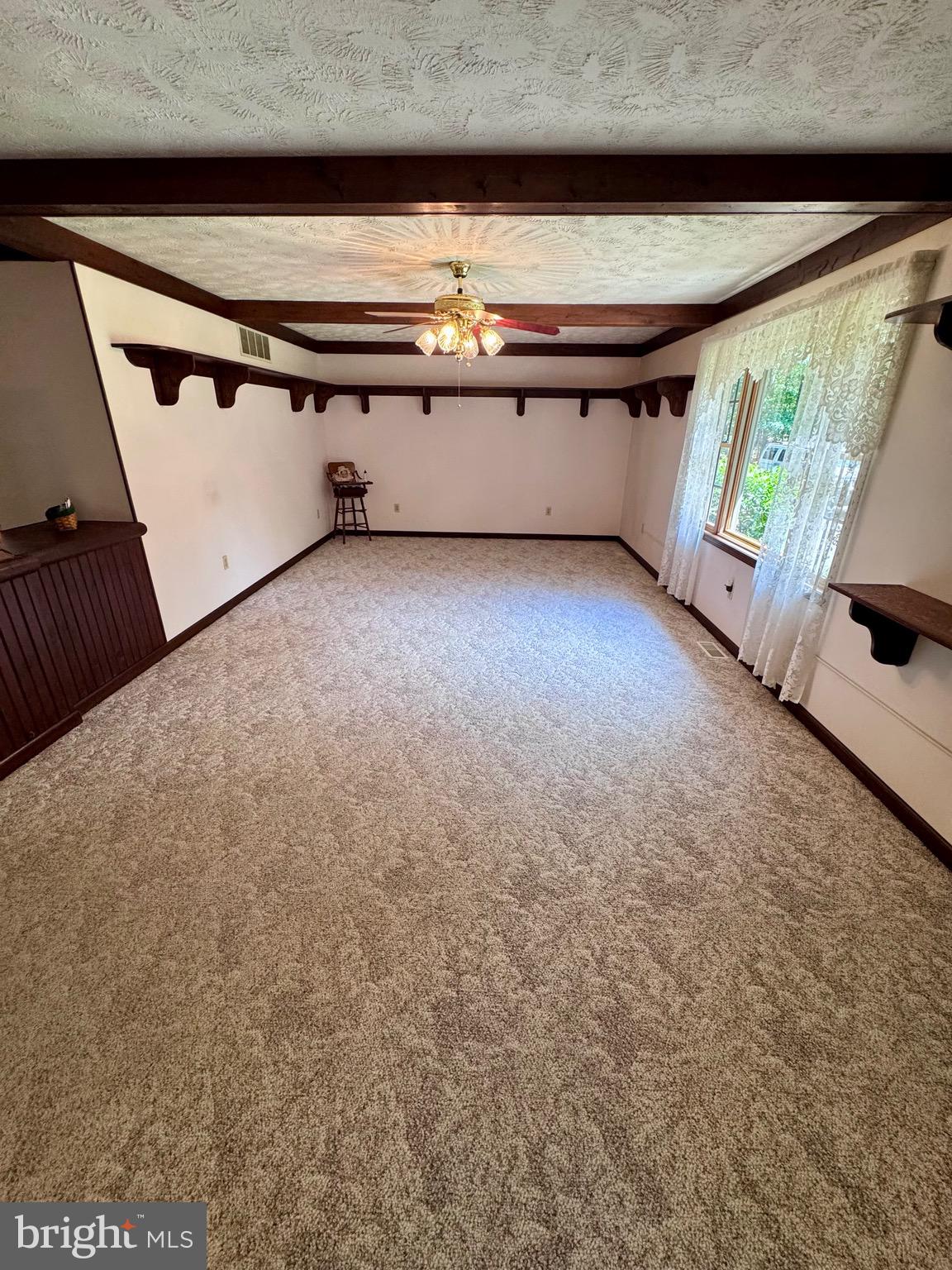 SUMMIT OAKS - Residential